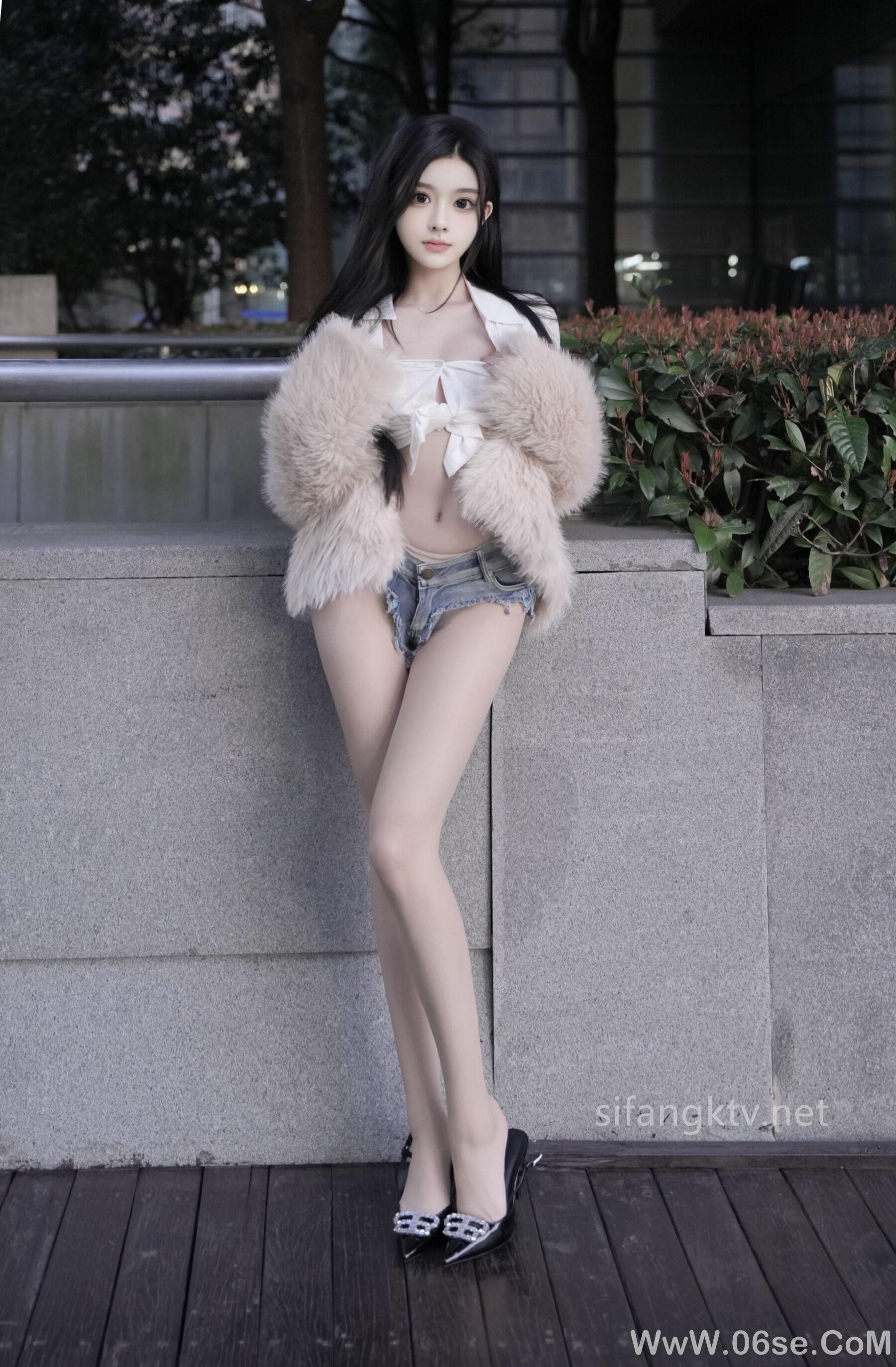图片[16]-私购流出 NO.8261 龙雪儿《私购流出》[85P + 1V]-六色网