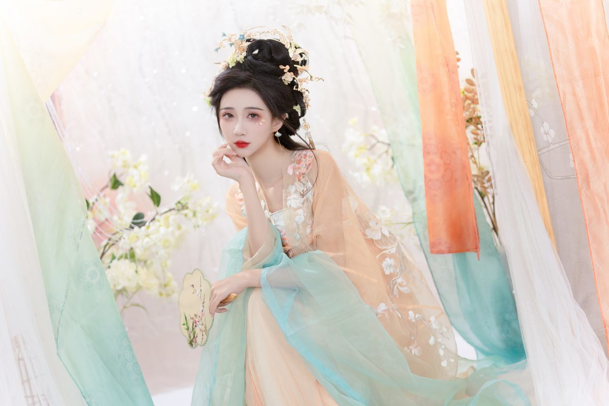 图片[30]-YiTuYu艺图语 Vol.5606 Qi Luo Sheng De Xiao Su Su[31P]-六色网