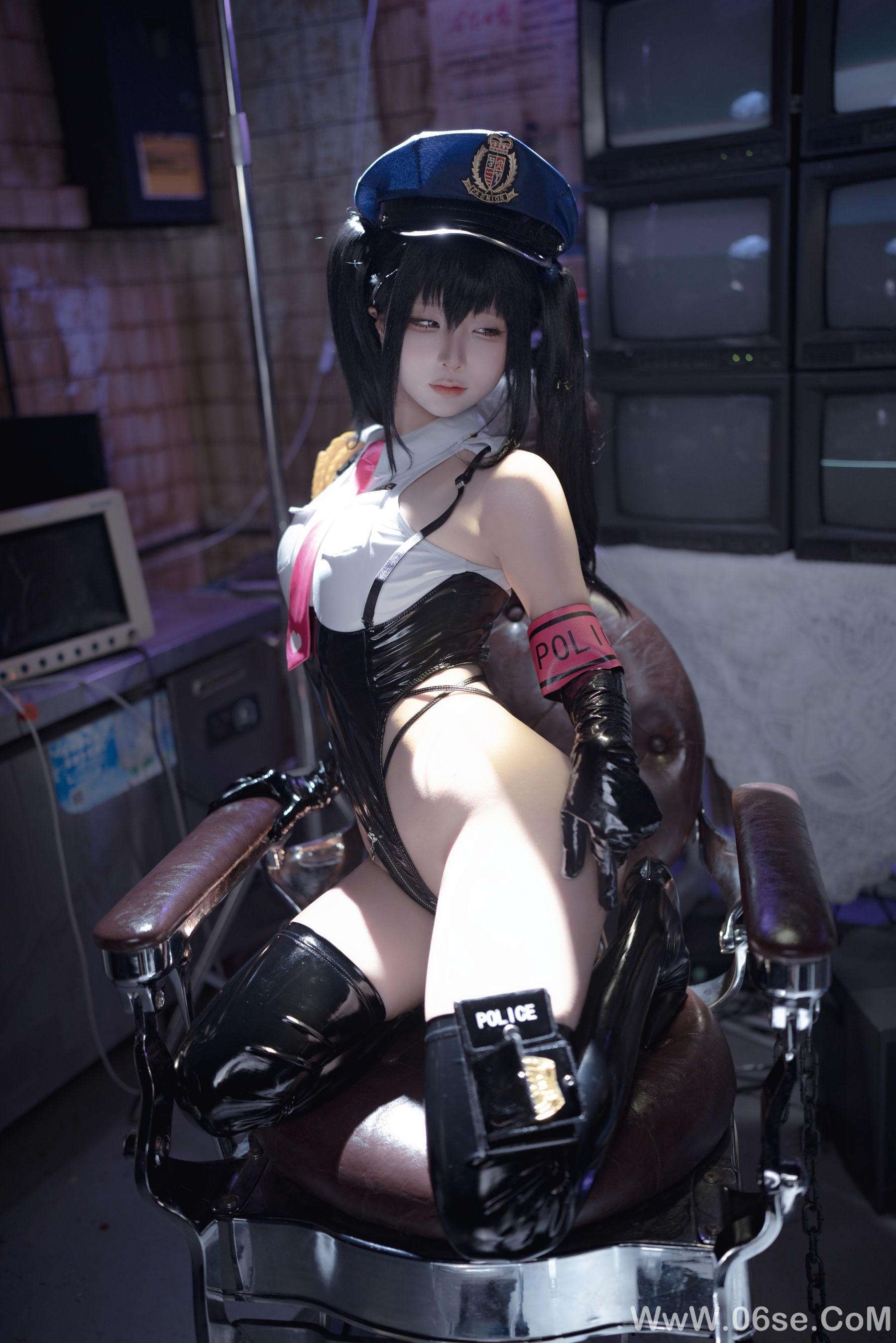 图片[18]-动漫博主蠢沫沫 – 沙希女警[118P]-六色网