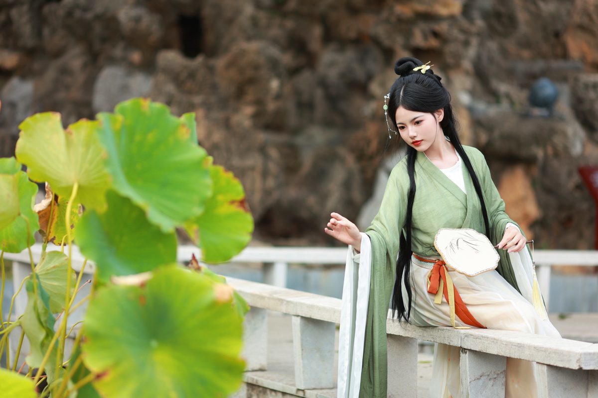 图片[5]-YiTuYu艺图语 Vol.5415 Yu Xiao Li Lili[30P]-六色网