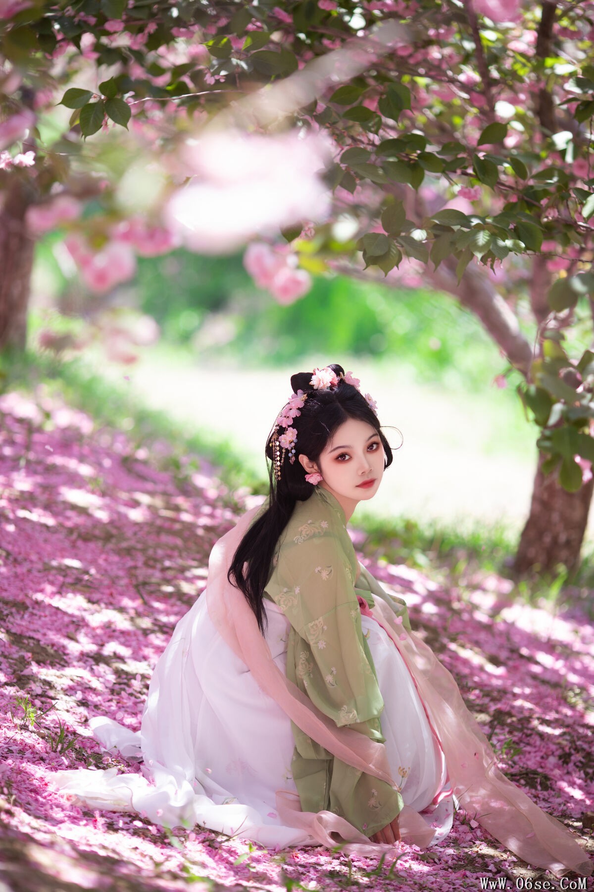 图片[10]-YiTuYu艺图语 Vol.7102 Wan Yi[23P]-六色网