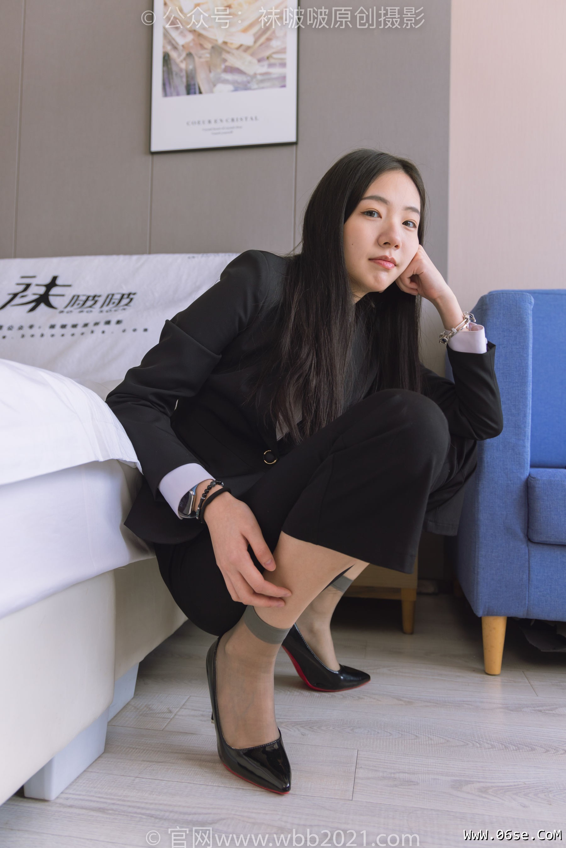 图片[271]-BoBoSocks袜啵啵 No.245 小甜豆 -高跟鞋、短灰丝、半蹲镜头较多[299P]-六色网