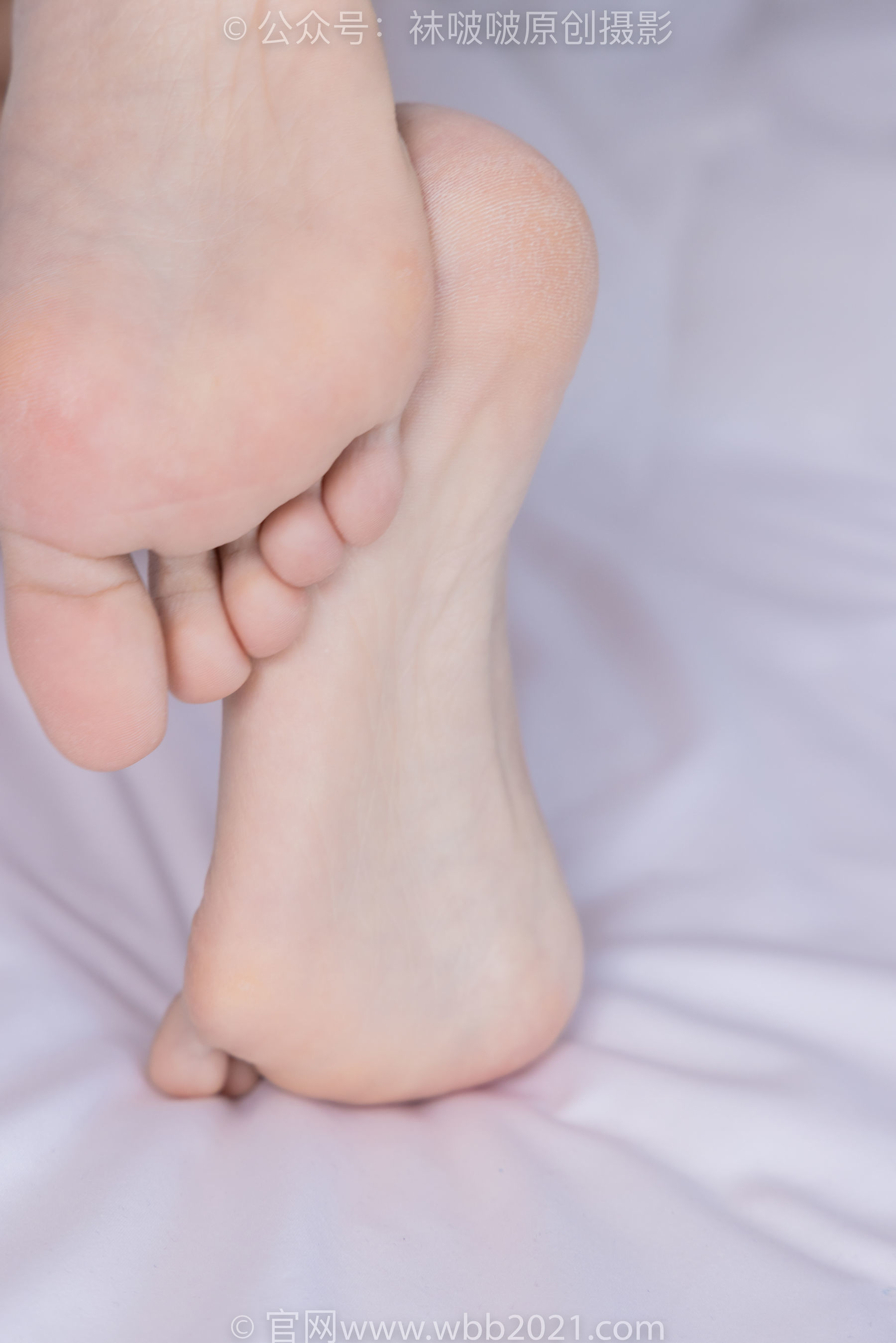 图片[155]-BoBoSocks袜啵啵 No.409 奶油 -两双高跟鞋、厚白丝大腿袜、裸足[198P]-六色网