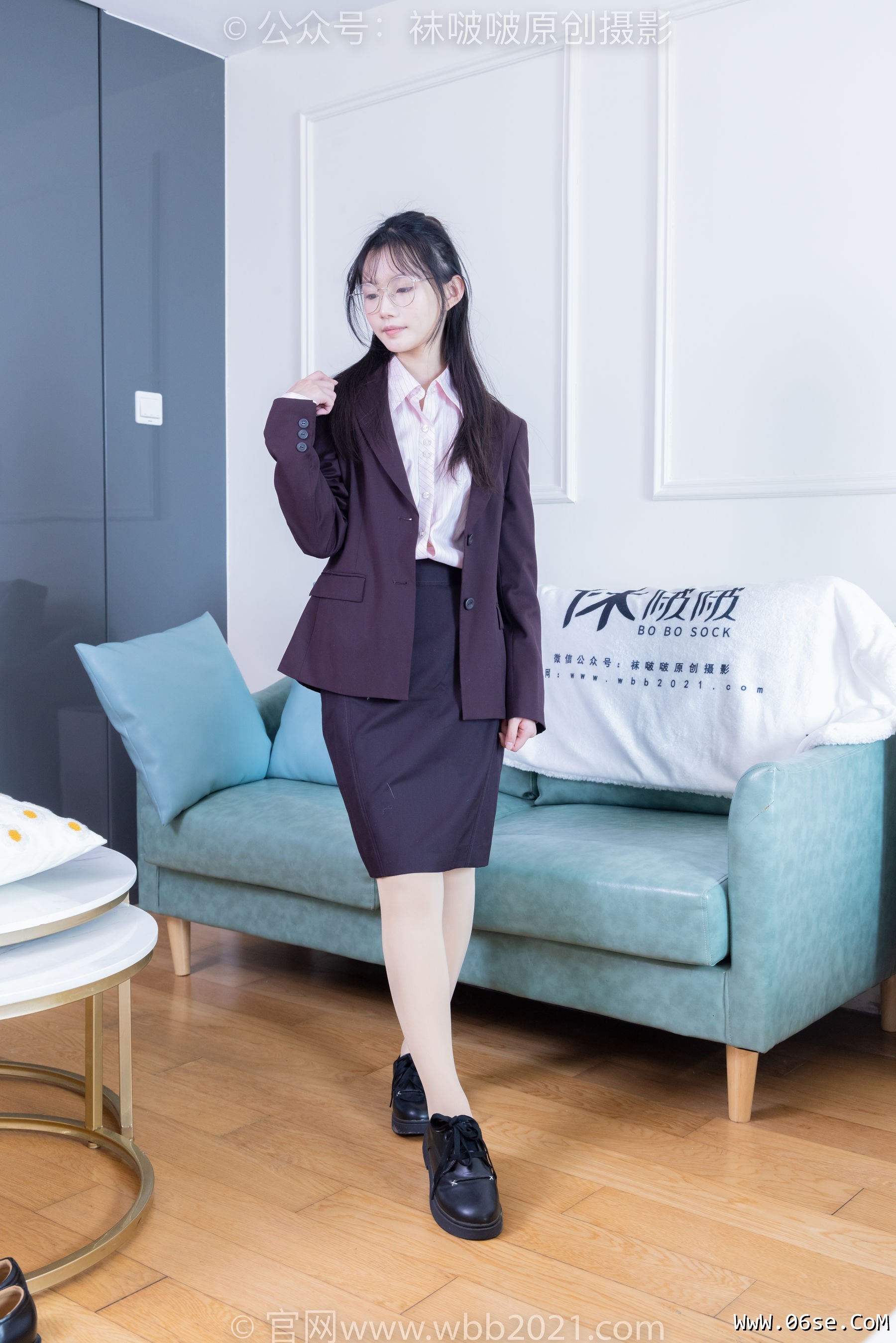 图片[176]-BoBoSocks袜啵啵 No.362 甜甜圈 -两双皮鞋、厚肉丝、厚黑丝、ol制服[230P]-六色网
