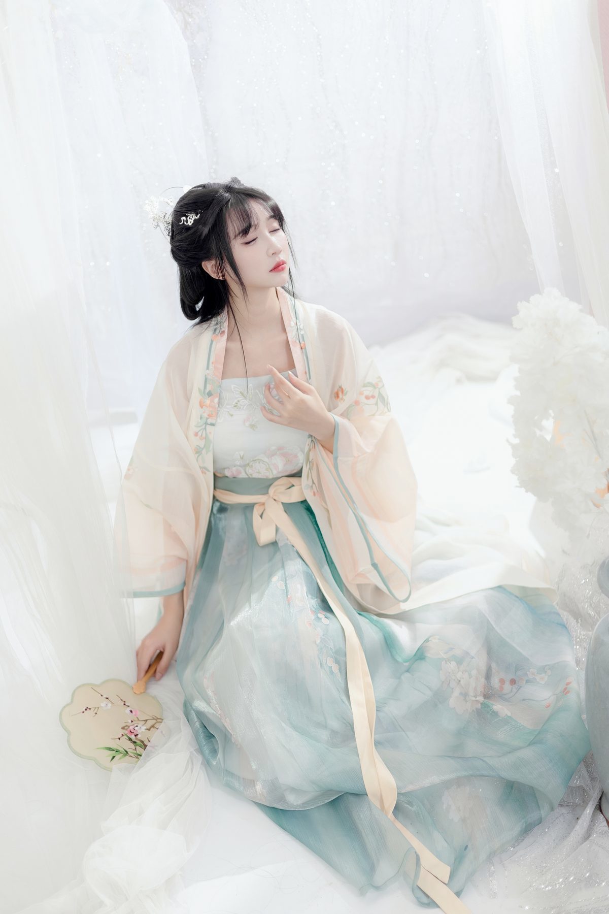 图片[25]-YiTuYu艺图语 Vol.5463 Qi Luo Sheng De Xiao Su Su[28P]-六色网