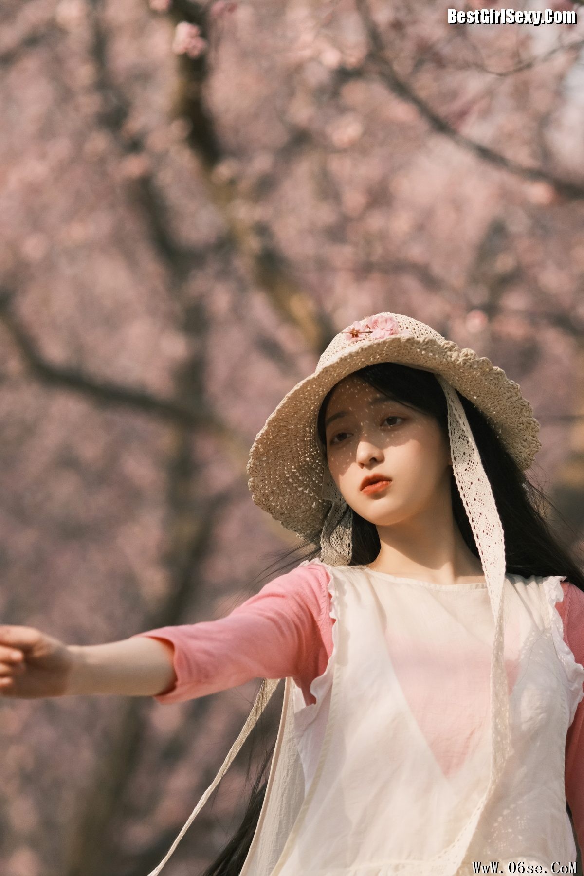 图片[15]-YiTuYu艺图语 Vol.4062 Li You[22P]-六色网