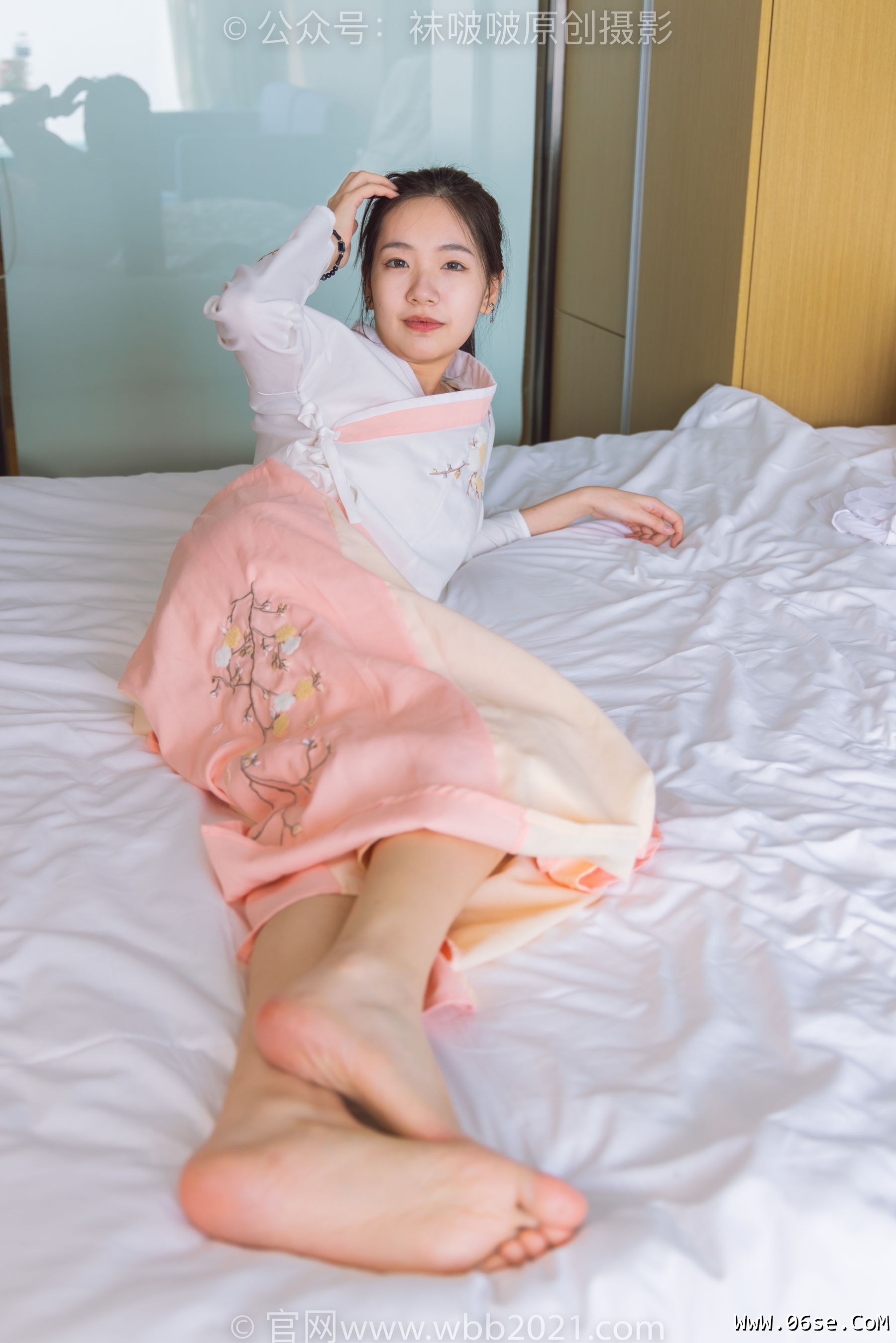 图片[21]-BoBoSocks袜啵啵 No.311 小甜豆 -布鞋、白丝、裸足、古装[140P]-六色网
