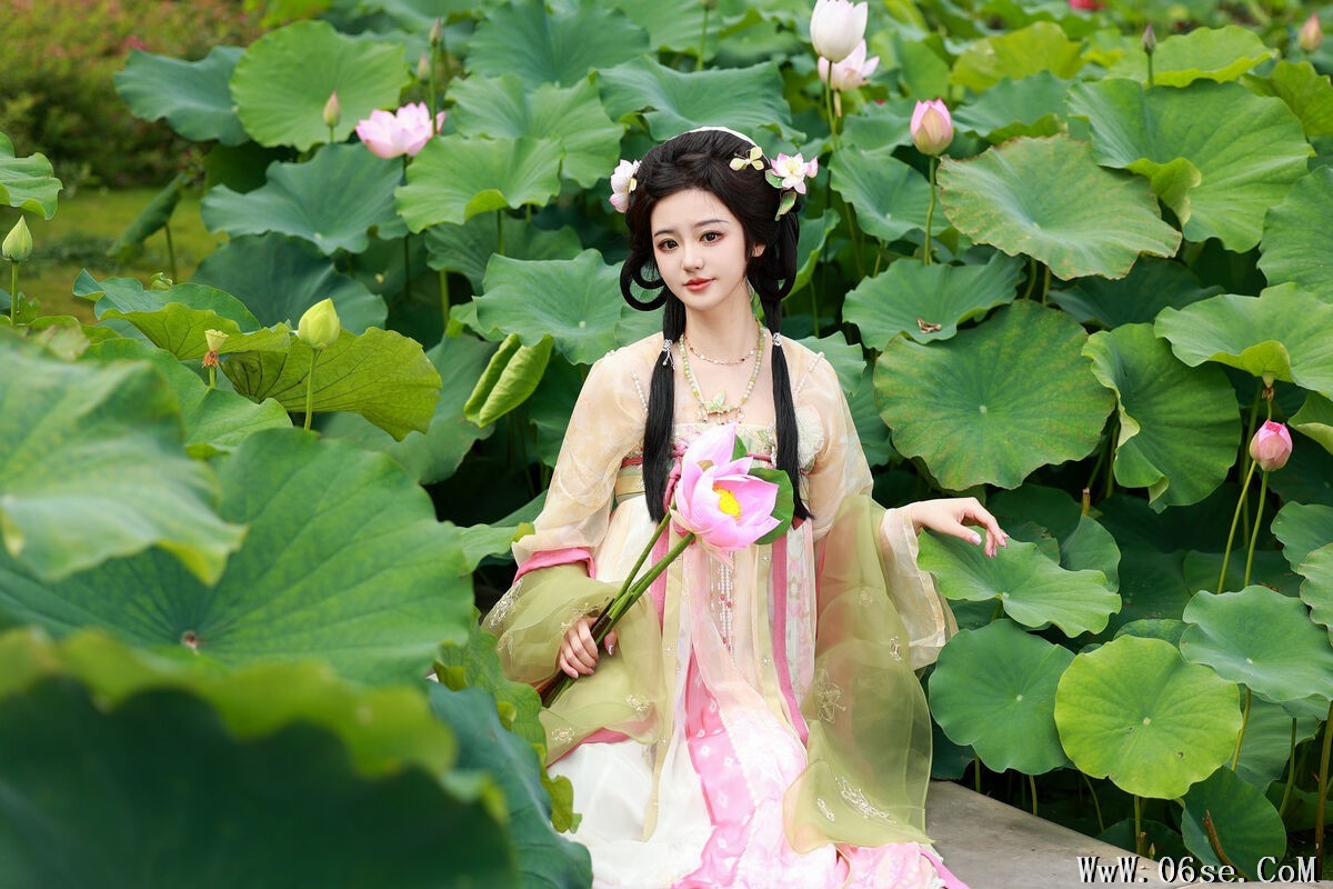 图片[4]-YiTuYu艺图语 Vol.7542 Bu Ke Ai De He He Miao[24P]-六色网