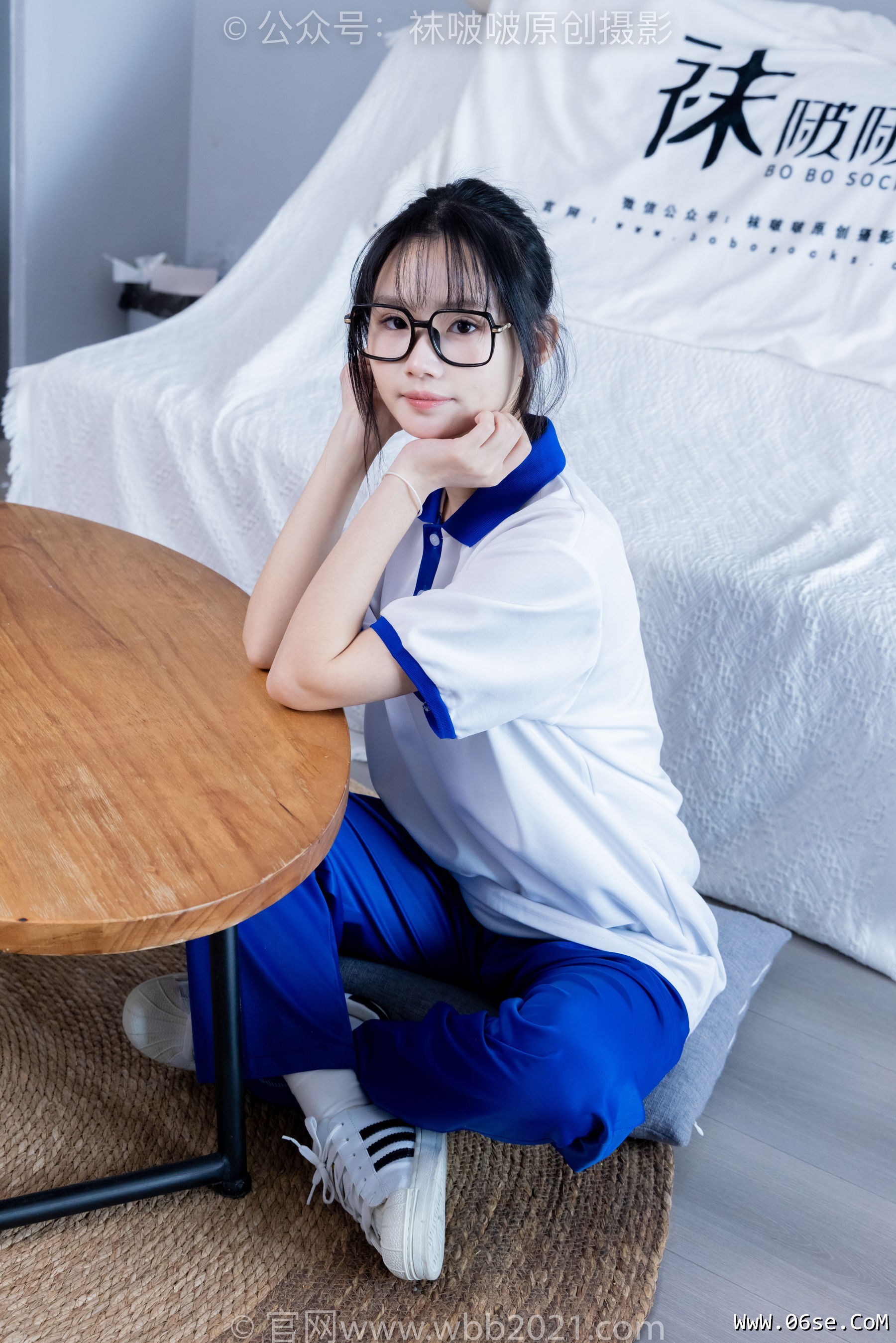 图片[87]-BoBoSocks袜啵啵 No.351 甜甜圈 -板鞋、白棉袜、肉丝、校服裤里丝[150P]-六色网