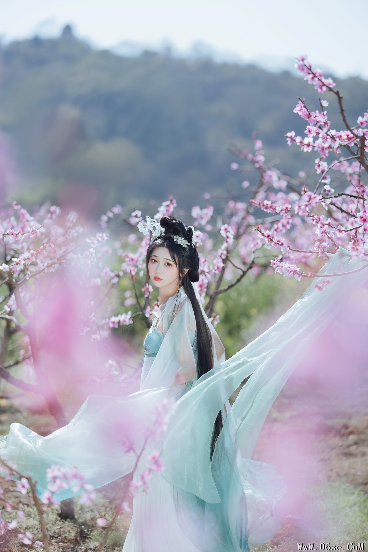 图片[23]-YiTuYu艺图语 Vol.4596 Qi Luo Sheng De Xiao Su Su[26P]-六色网