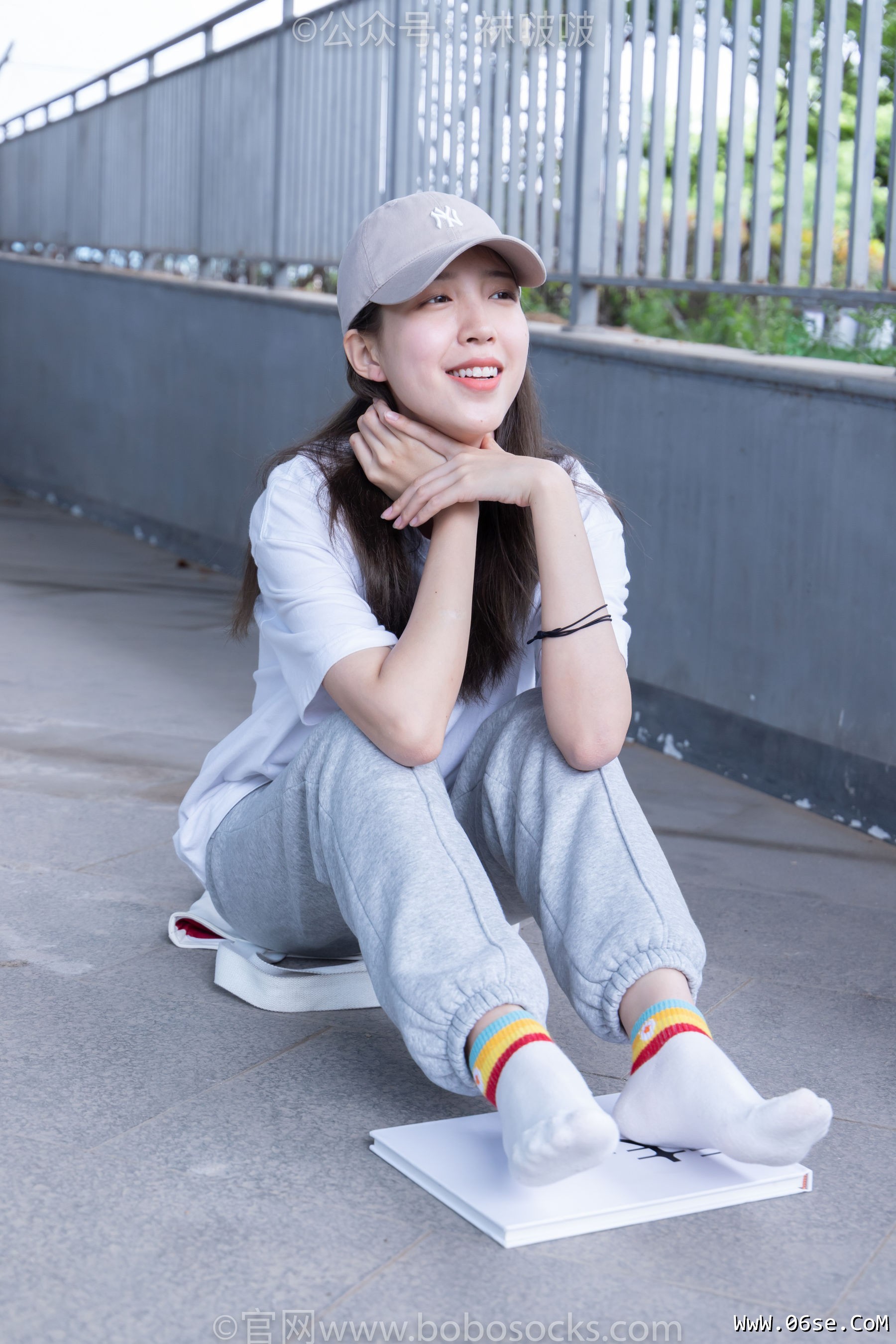 图片[69]-BoBoSocks袜啵啵 No.012 泡芙-运动鞋、白棉袜、裸足[132P]-六色网