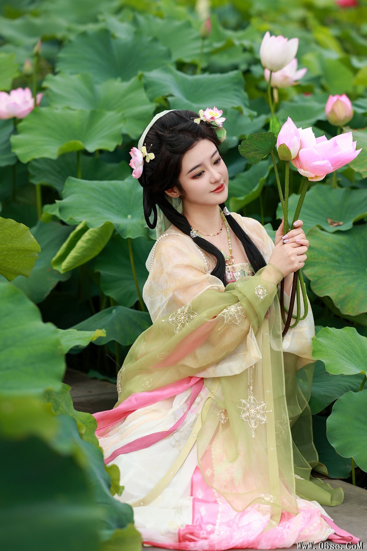 图片[6]-YiTuYu艺图语 Vol.7542 Bu Ke Ai De He He Miao[24P]-六色网
