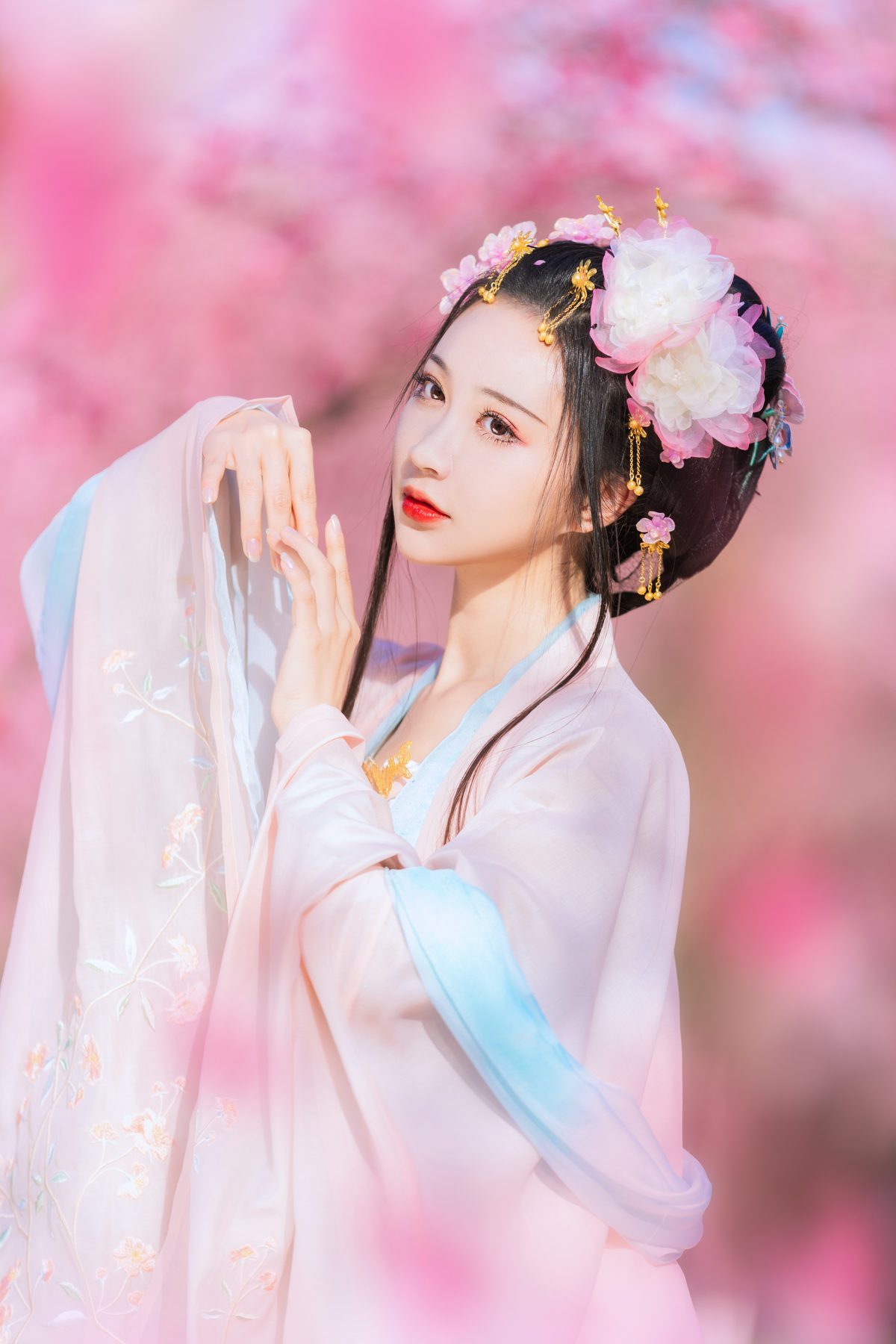 图片[18]-YiTuYu艺图语 Vol.4485 Qi Luo Sheng De Xiao Su Su[28P]-六色网