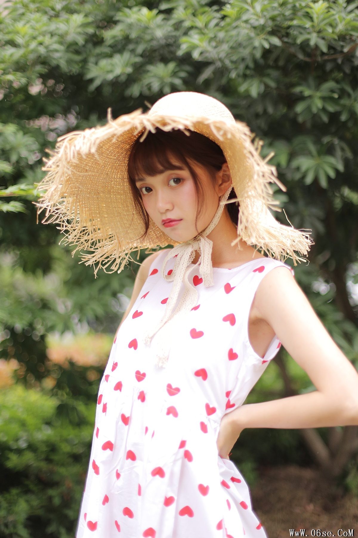 图片[11]-YiTuYu艺图语 Vol.5752 Yi Tiao Yu Wei[23P]-六色网