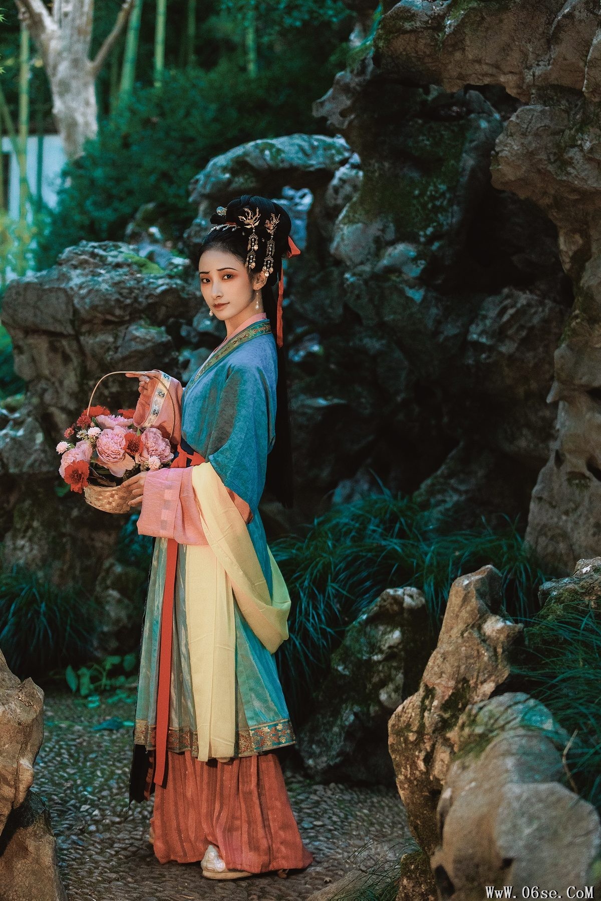 图片[33]-YiTuYu艺图语 Vol.5361 Mou Xiao Yao[49P]-六色网