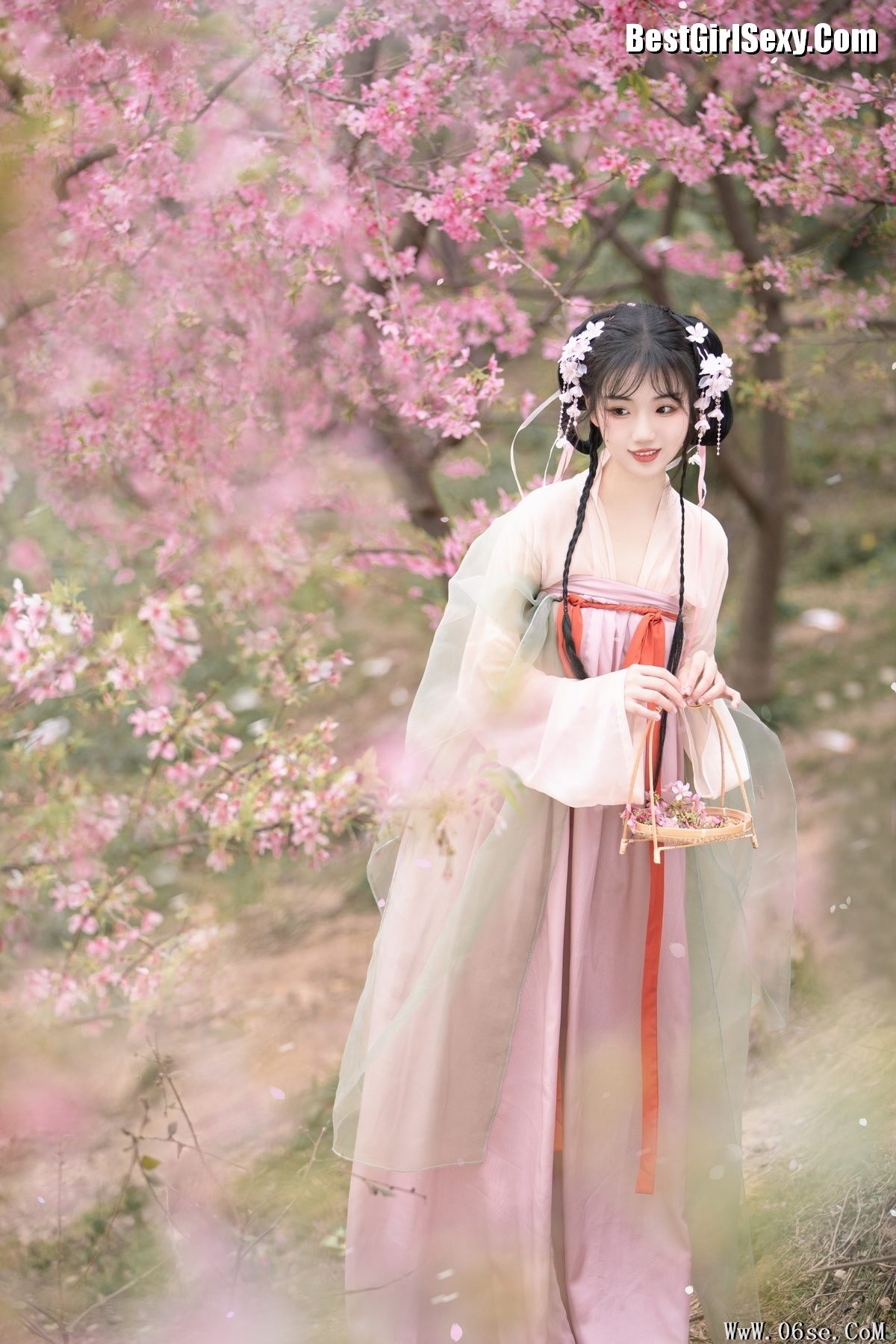 图片[17]-YiTuYu艺图语 Vol.3853 Wan Jiang Ting[33P]-六色网