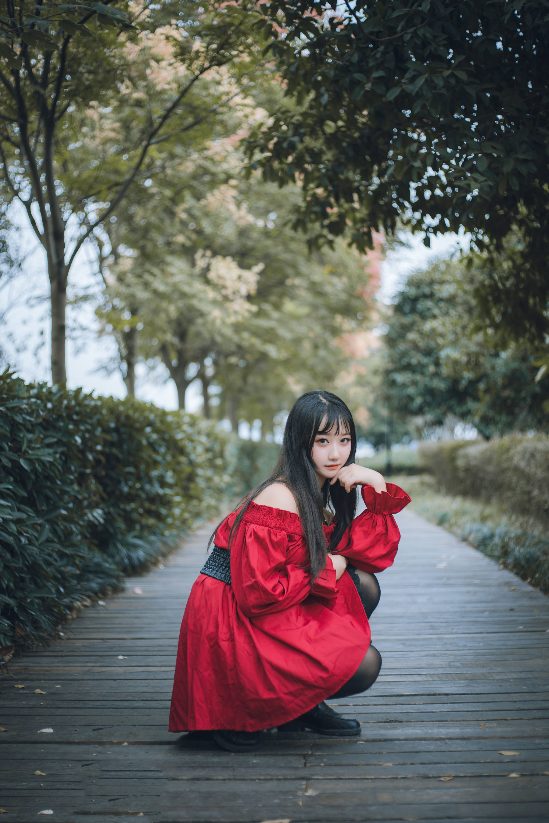 图片[6]-喵糖映画 VOL.453 红与黑 写真套图 [30P]-六色网