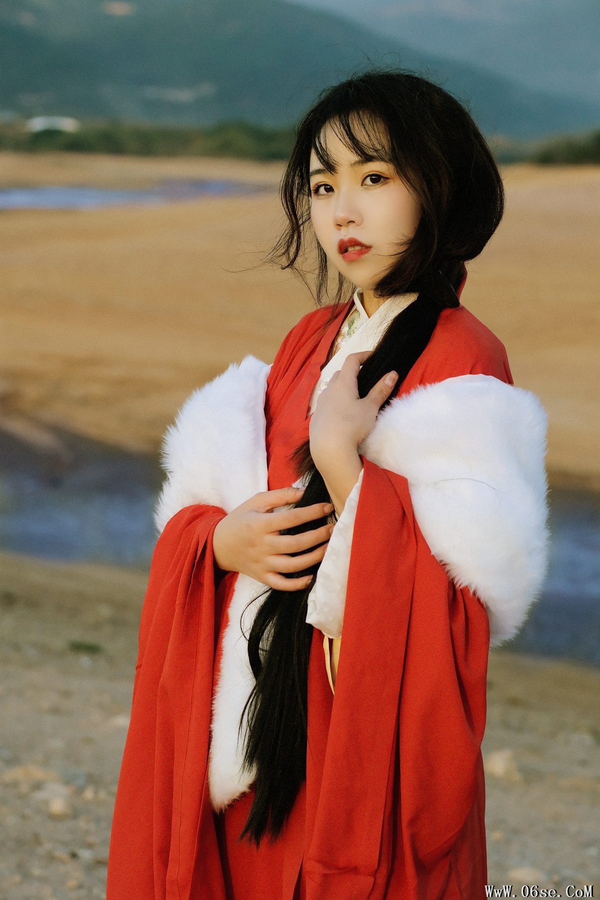 图片[5]-YiTuYu艺图语 Vol.3136 Hui Xia Xue De Xiao Xian Nu[25P]-六色网