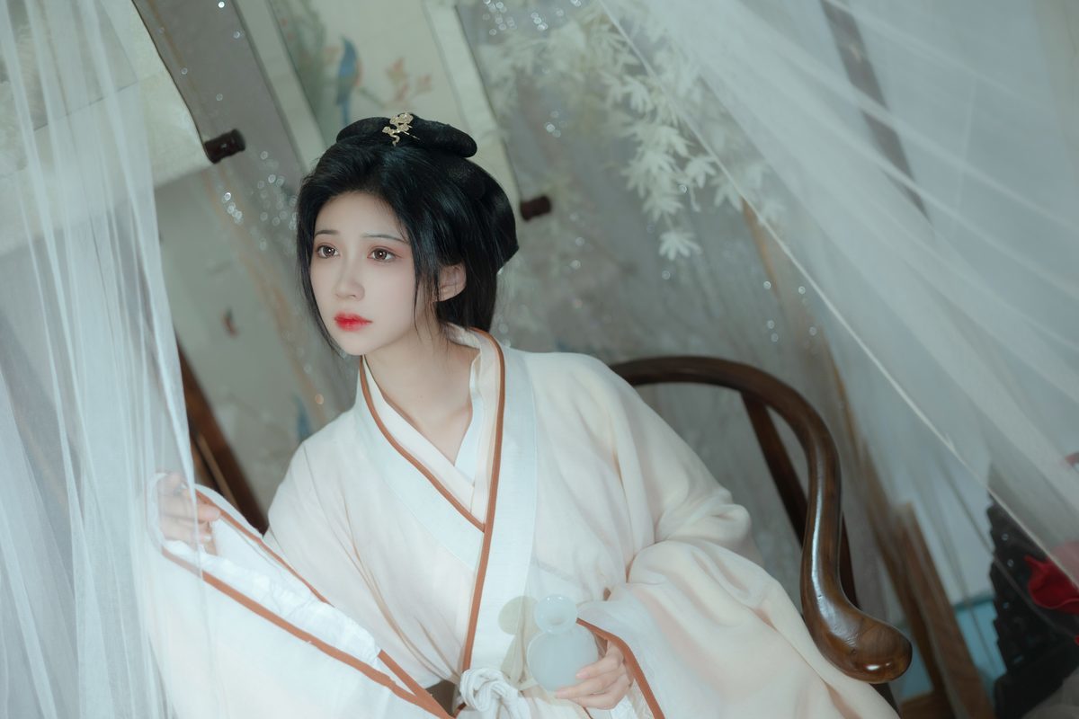 图片[4]-YiTuYu艺图语 Vol.4150 Qi Luo Sheng De Xiao Su Su[25P]-六色网