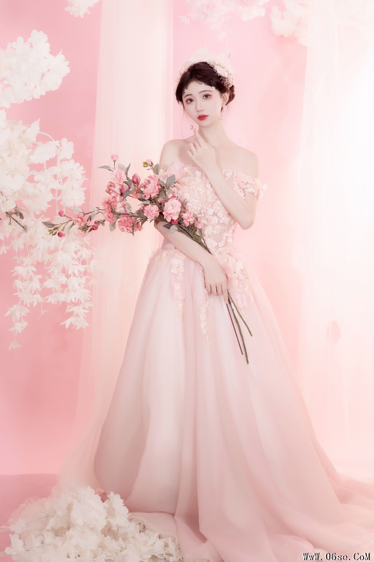 图片[11]-YiTuYu艺图语 Vol.7107 Qi Luo Sheng De Xiao Su Su[28P]-六色网