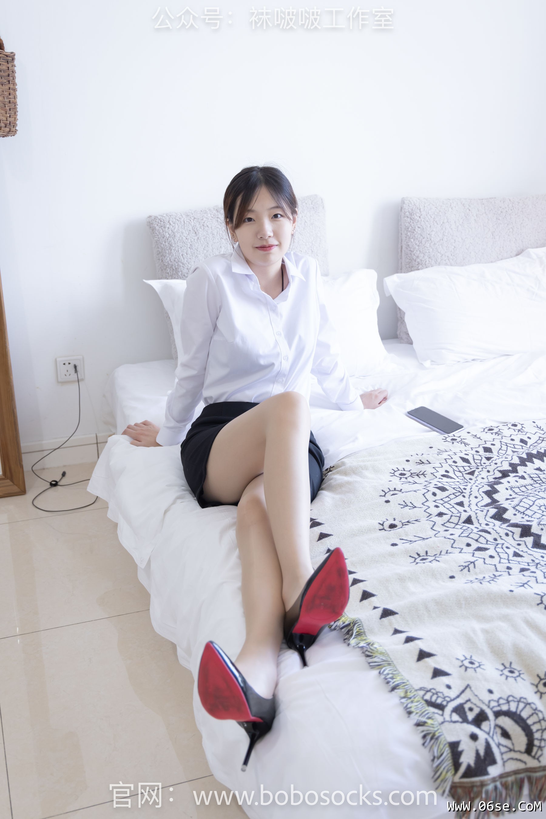 图片[39]-BoBoSocks袜啵啵 No.111 小甜豆-高跟鞋、油亮肉丝[134P]-六色网