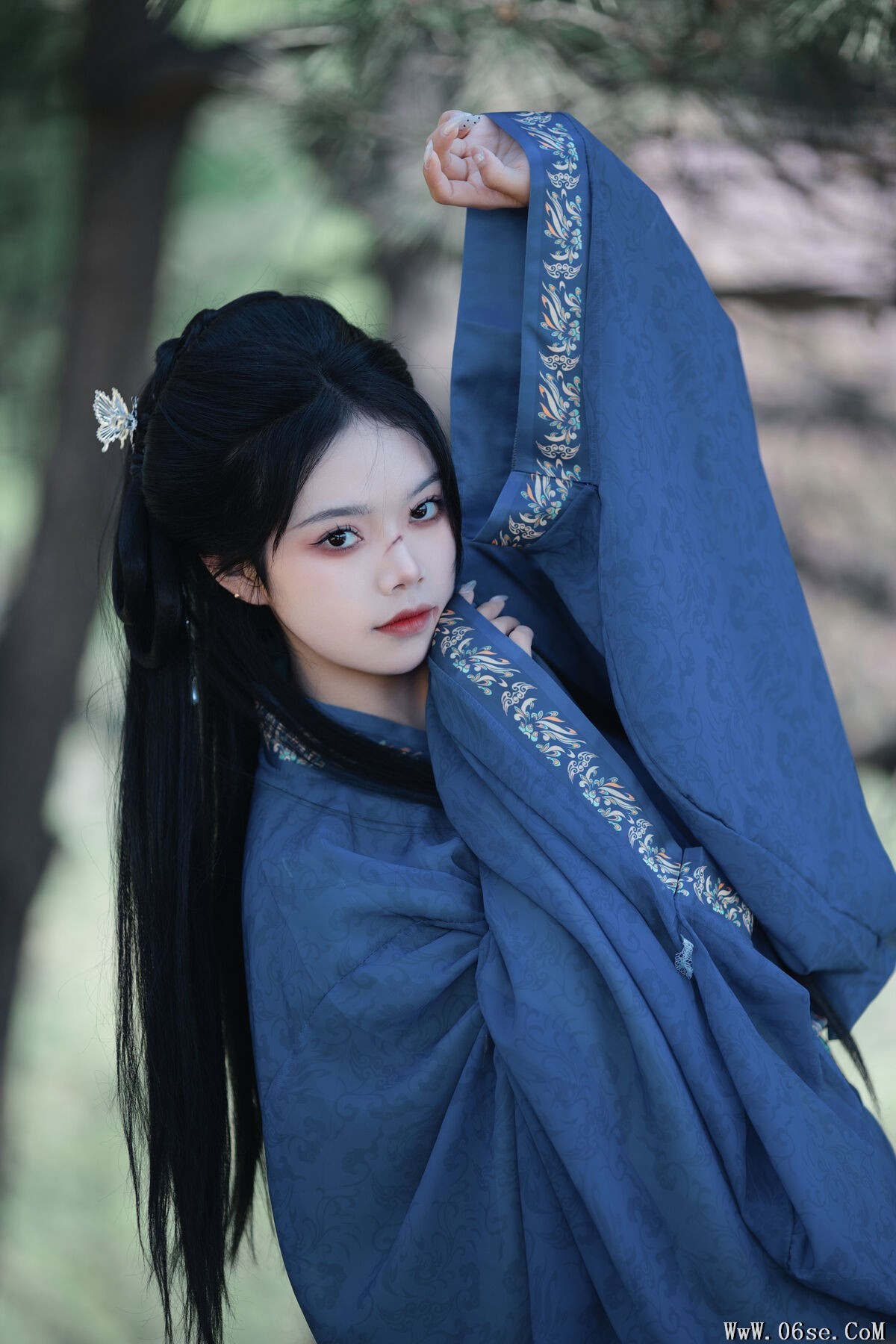 图片[17]-YiTuYu艺图语 Vol.7137 Wan Yi[37P]-六色网