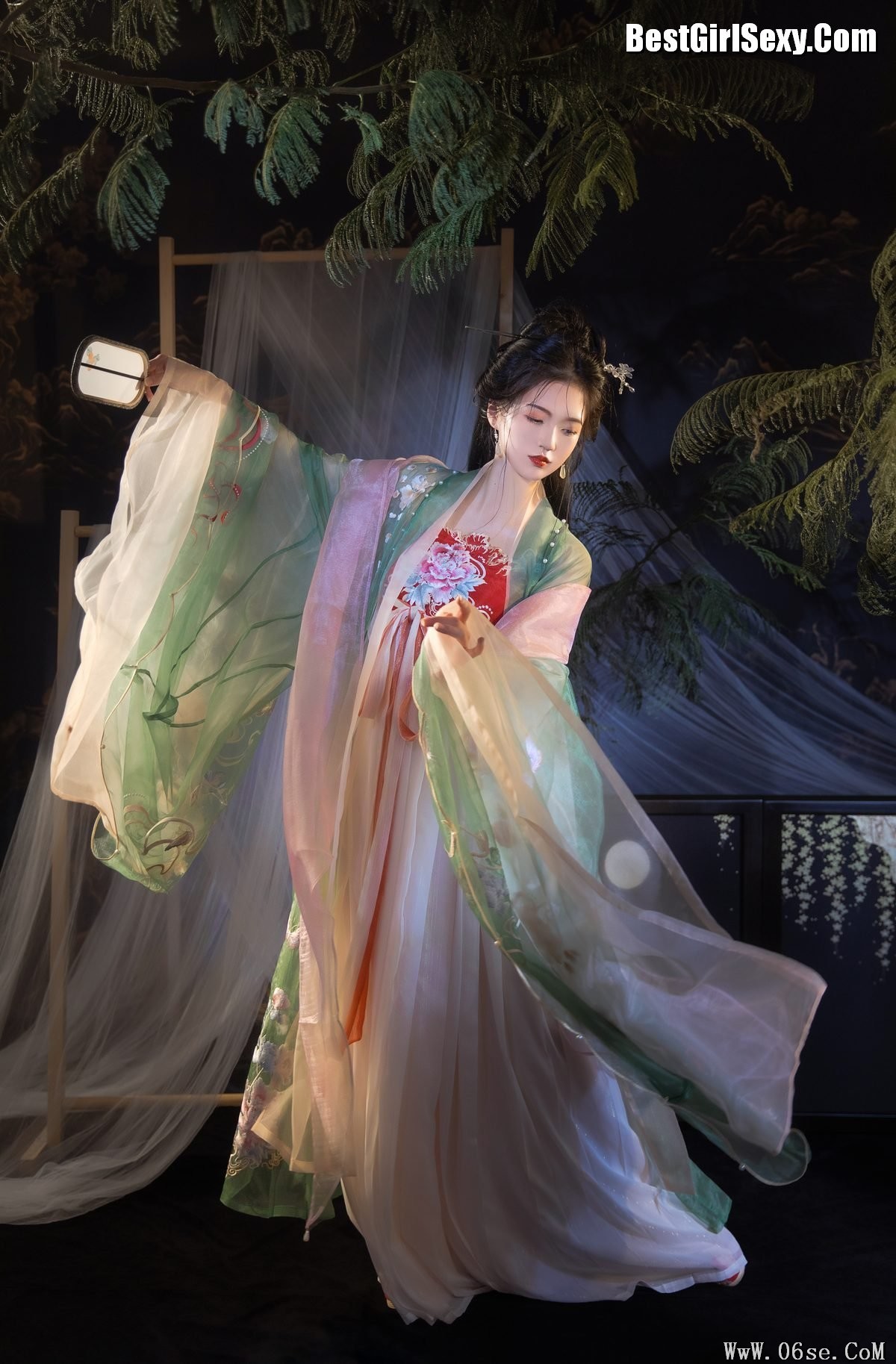 图片[22]-YiTuYu艺图语 Vol.3756 Pang Qi[32P]-六色网