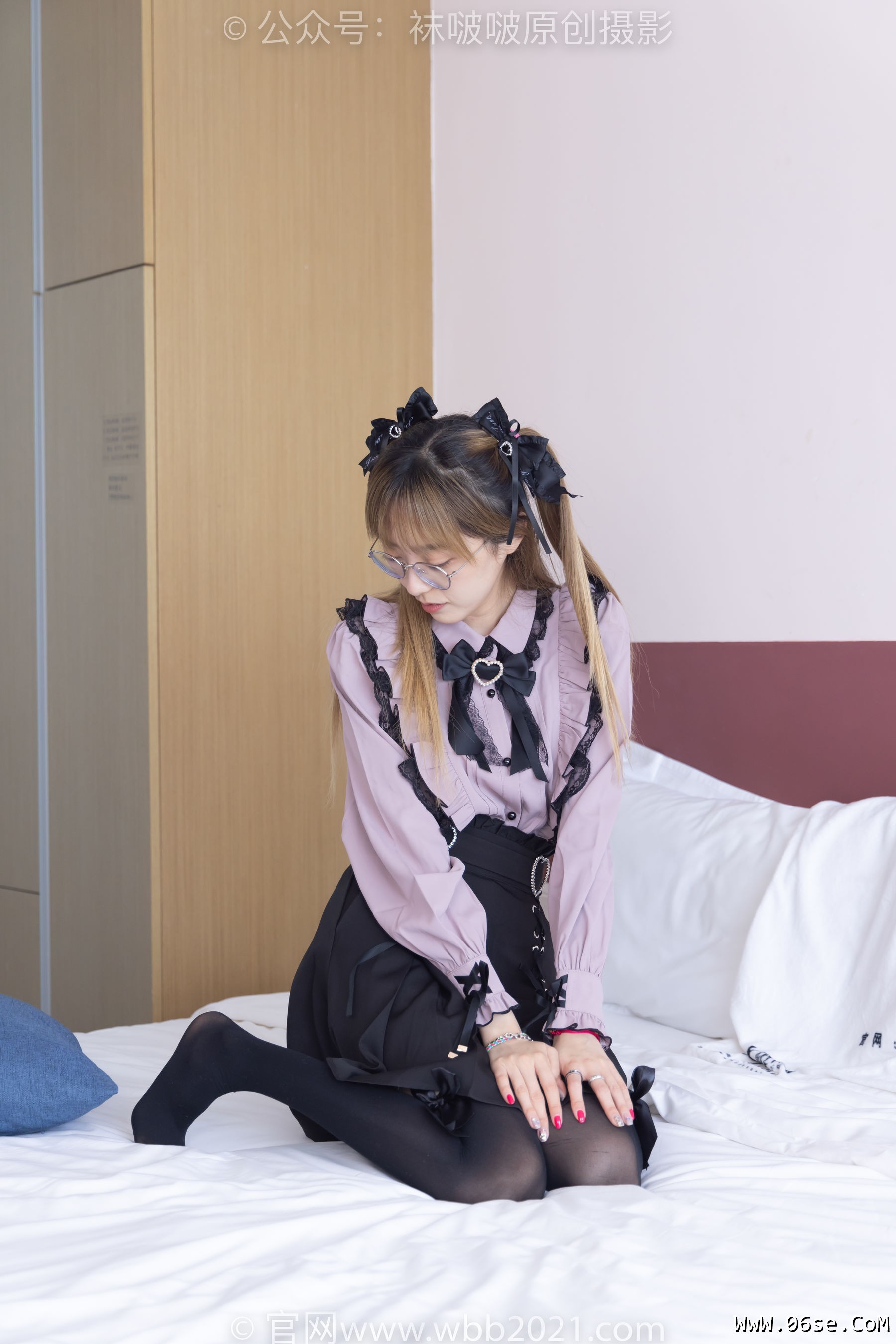 图片[124]-BoBoSocks袜啵啵 No.247 稚予 -皮鞋、黑丝大腿袜、地雷系女友[159P]-六色网