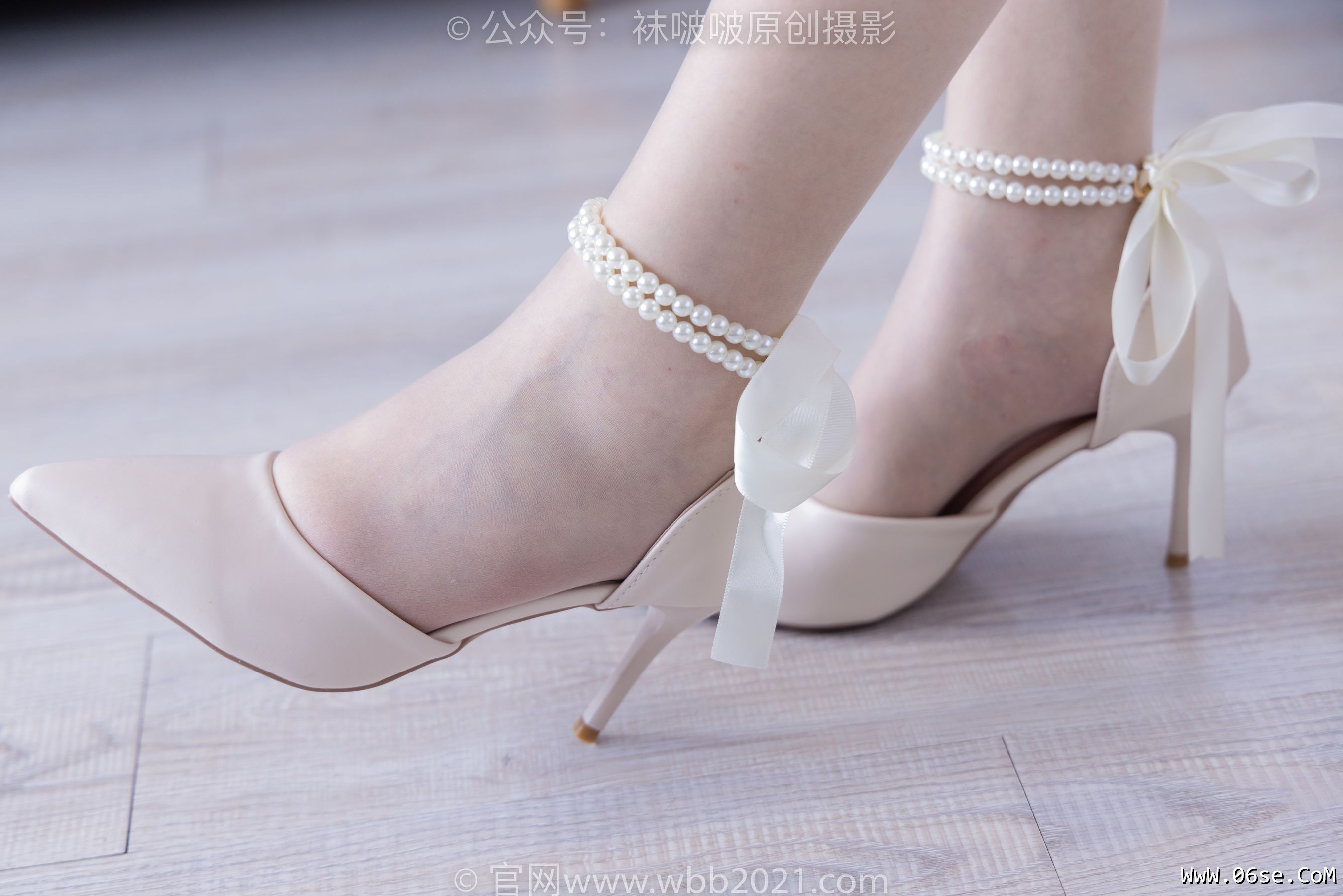 图片[113]-BoBoSocks袜啵啵 No.367 小甜豆 -高跟鞋、油亮白丝、丝袜踩奶油蛋糕[145P]-六色网