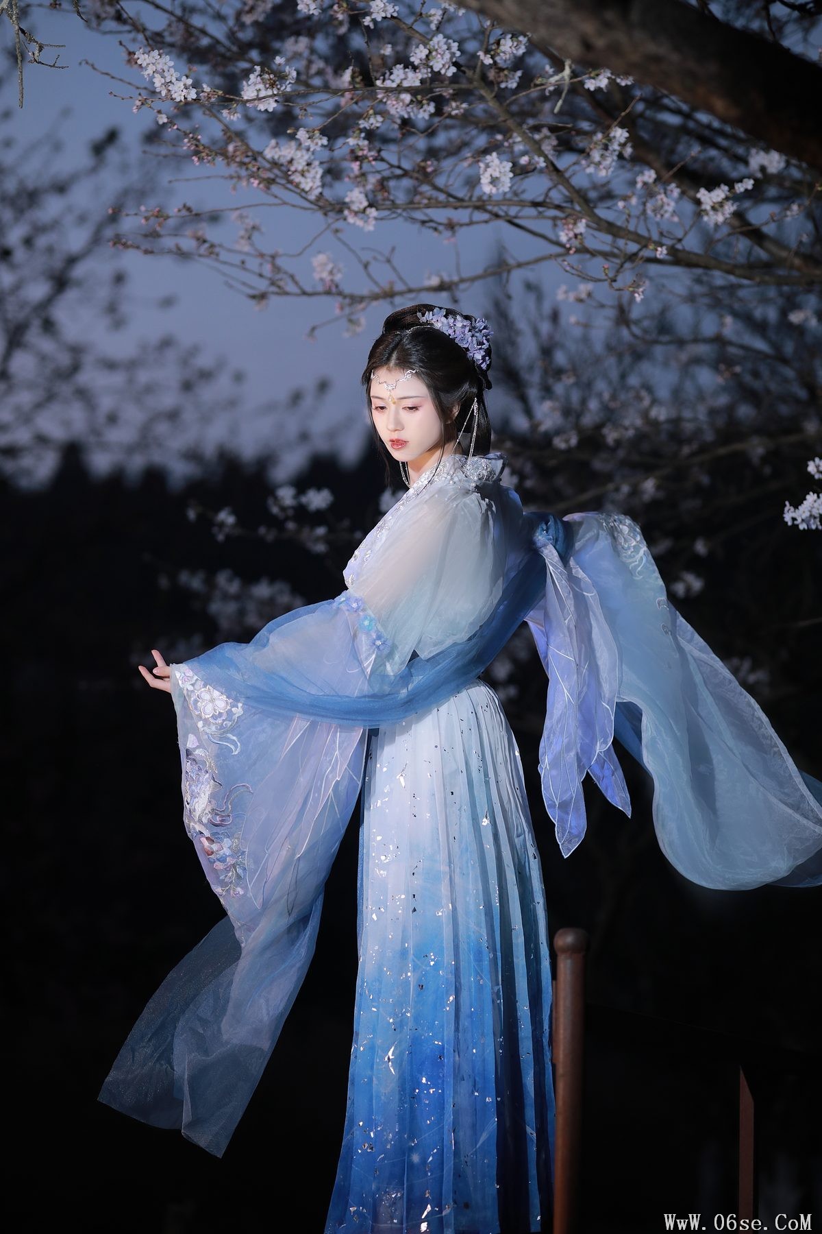 图片[13]-YiTuYu艺图语 Vol.4262 Wu Sui[28P]-六色网