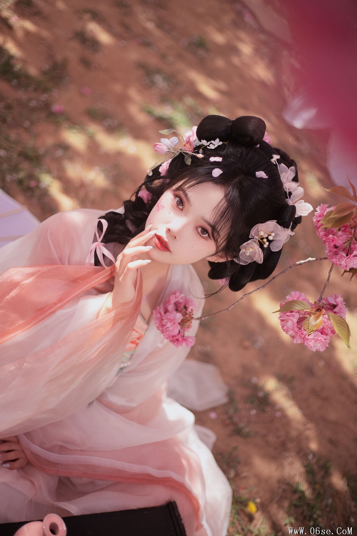 图片[16]-YiTuYu艺图语 Vol.7087 Wan Yi[27P]-六色网