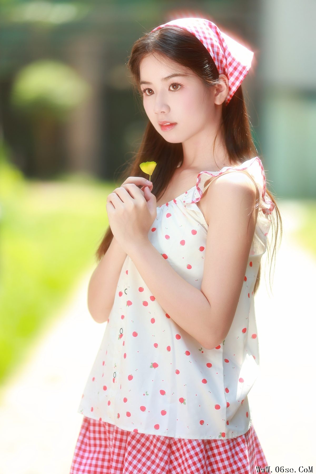 图片[53]-YiTuYu艺图语 Vol.5230 Xiao Du Tong Xue[57P]-六色网
