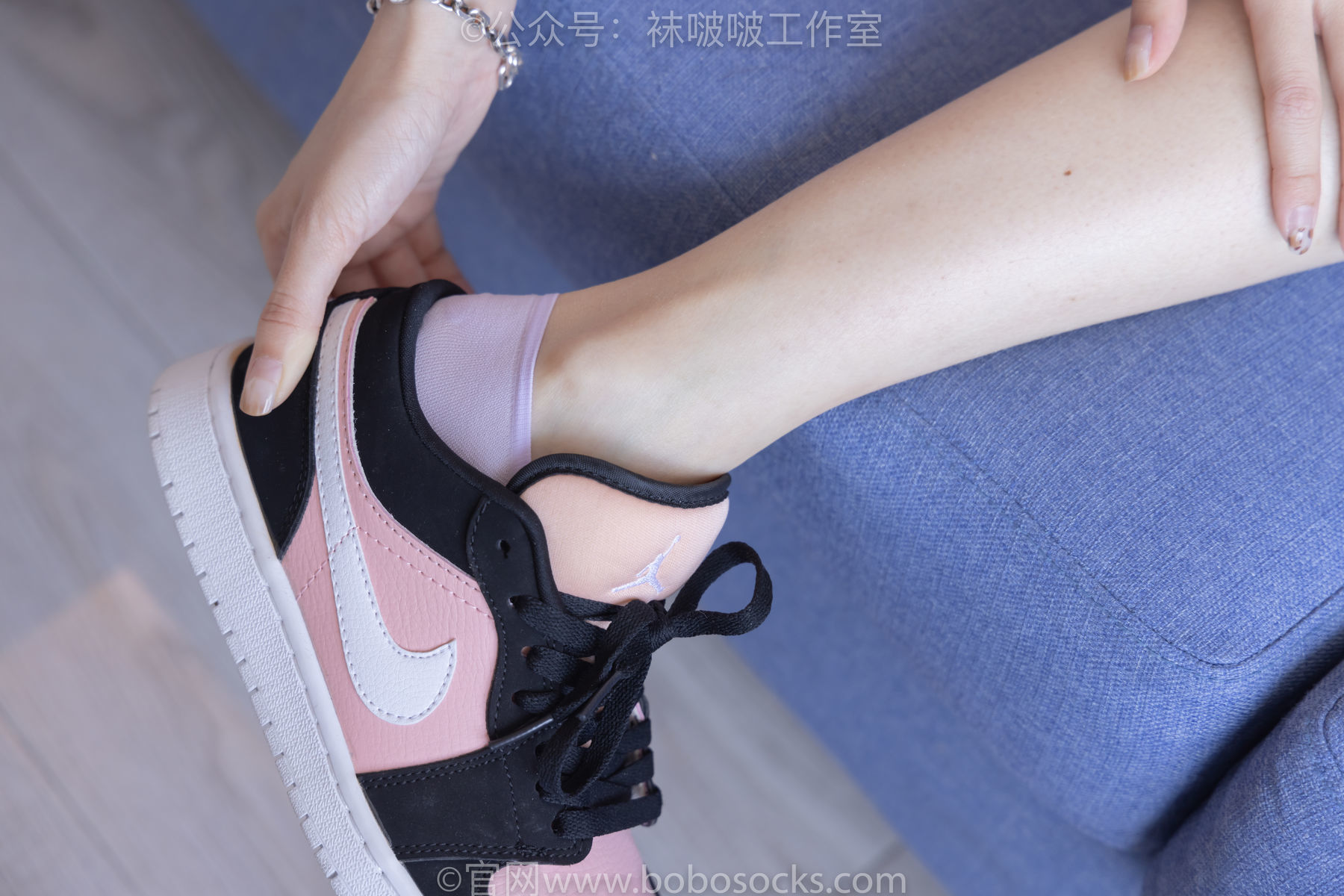 图片[24]-BoBoSocks袜啵啵 No.091 稚予-板鞋、淡粉色船袜、黑色船袜、裸足[148P]-六色网