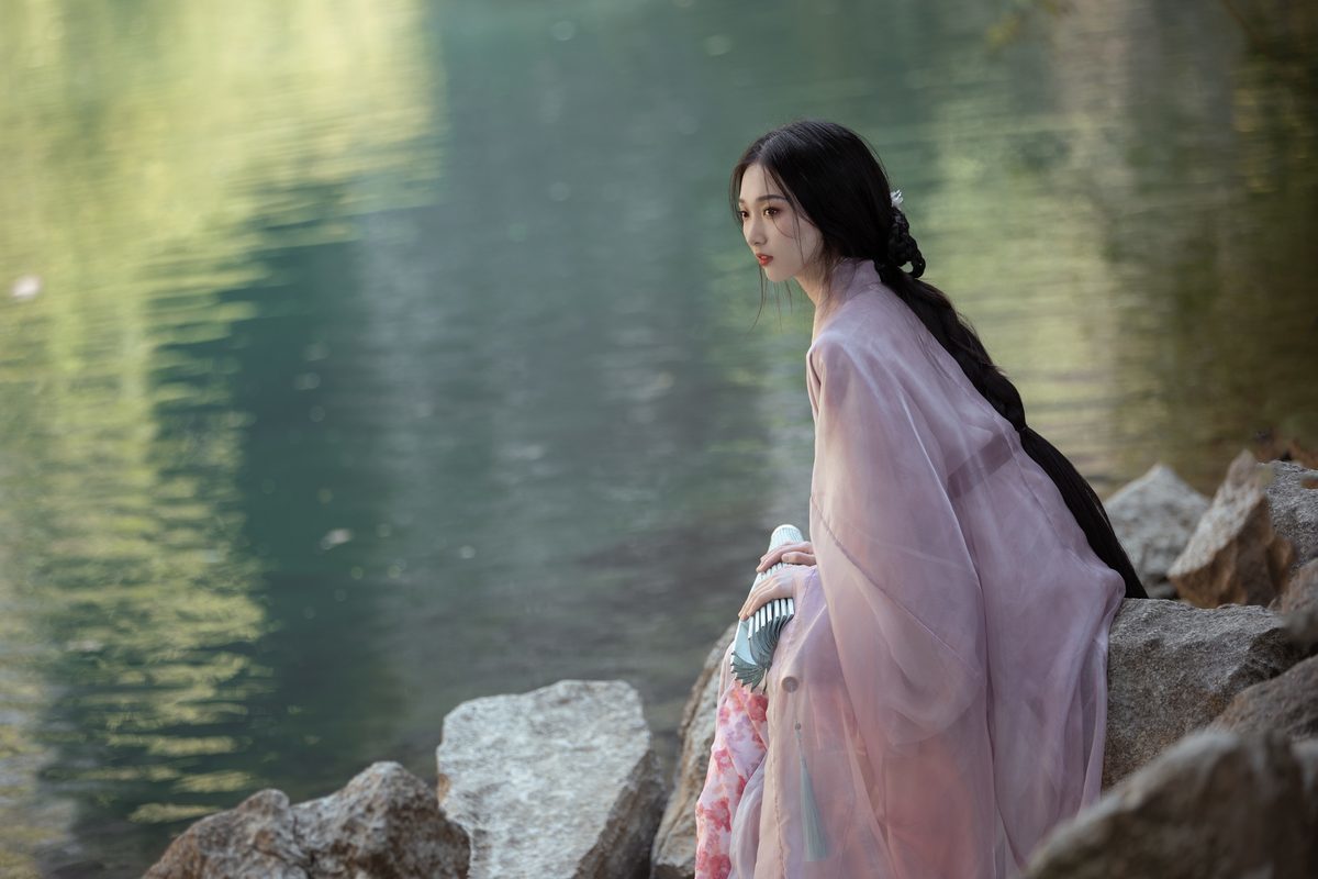 图片[26]-YiTuYu艺图语 Vol.3809 A Moon[33P]-六色网