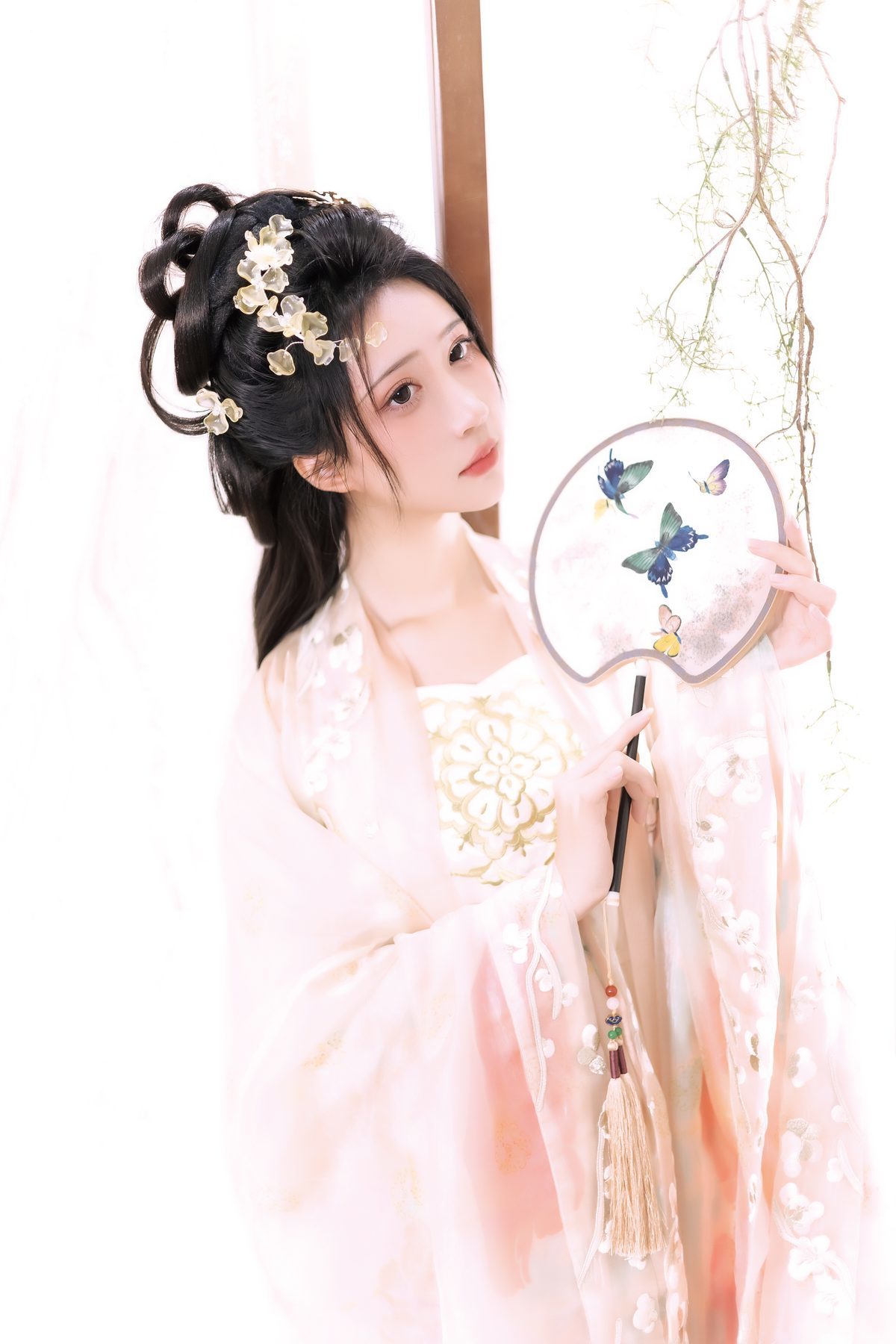 图片[26]-YiTuYu艺图语 Vol.3434 Qi Luo Sheng De Xiao Su Su[28P]-六色网