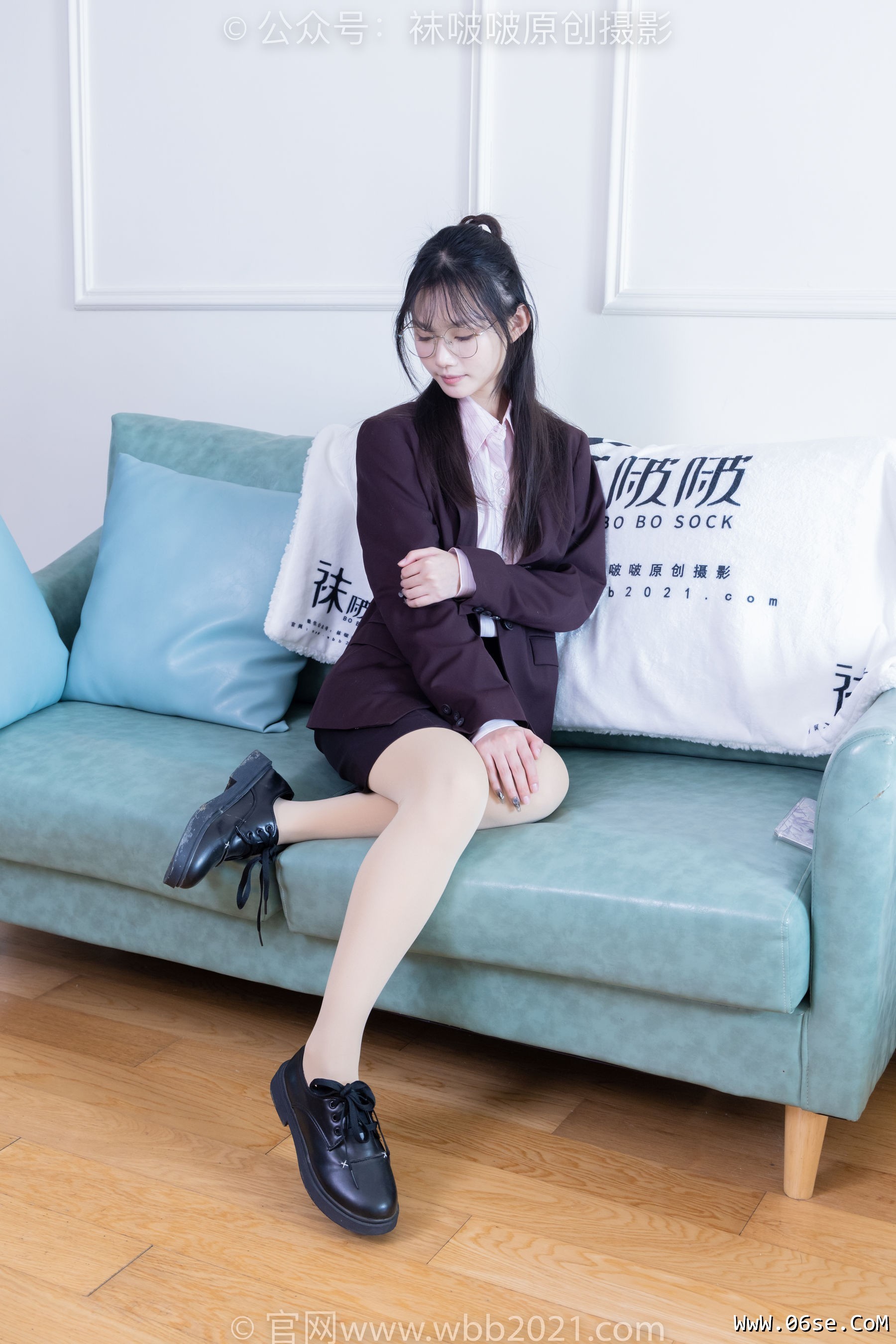 图片[135]-BoBoSocks袜啵啵 No.362 甜甜圈 -两双皮鞋、厚肉丝、厚黑丝、ol制服[230P]-六色网