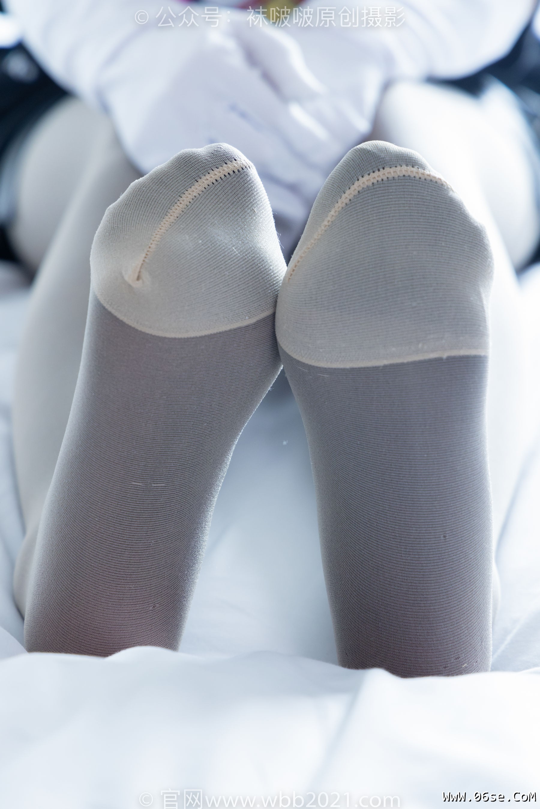 图片[142]-BoBoSocks袜啵啵 No.343 甜甜圈 -高跟长靴、黑丝打底、肉丝[150P]-六色网