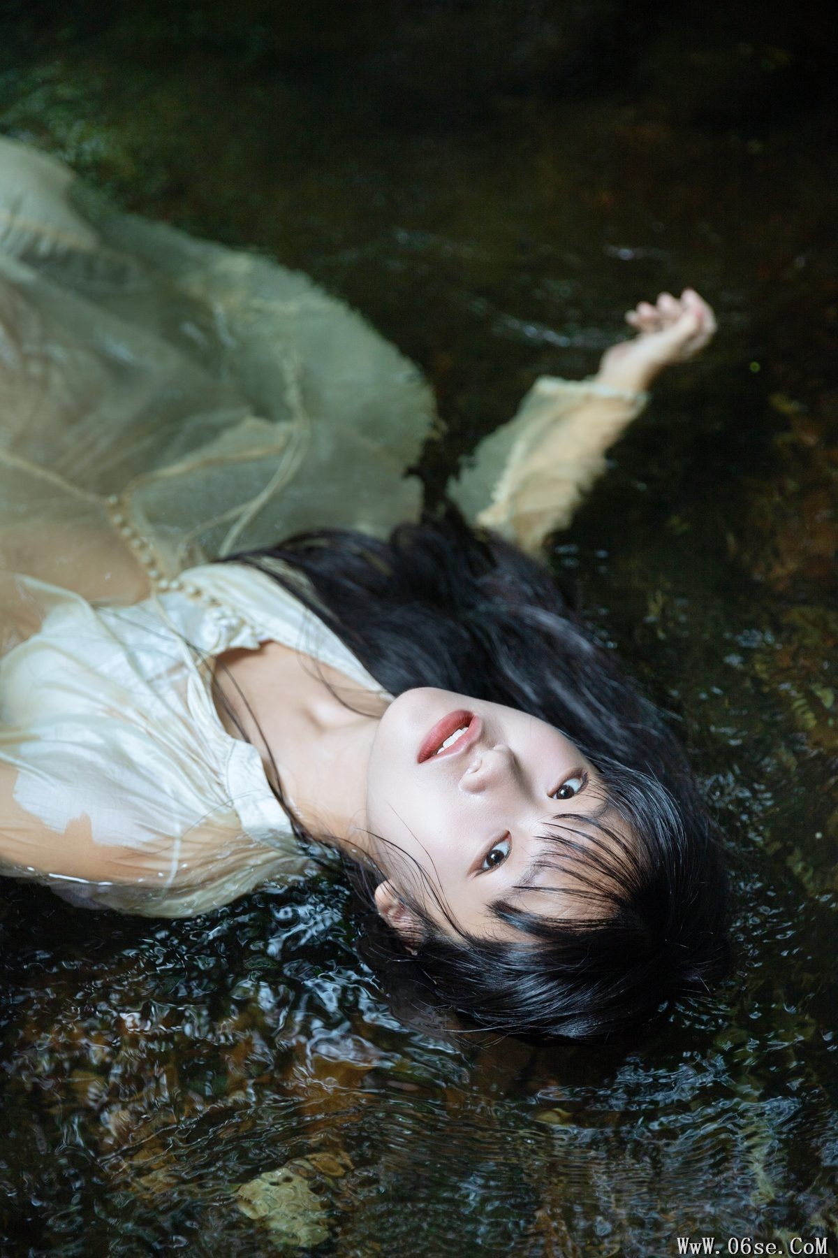 图片[16]-YiTuYu艺图语 Vol.5312 Su Yi Tu Tu Tu[43P]-六色网