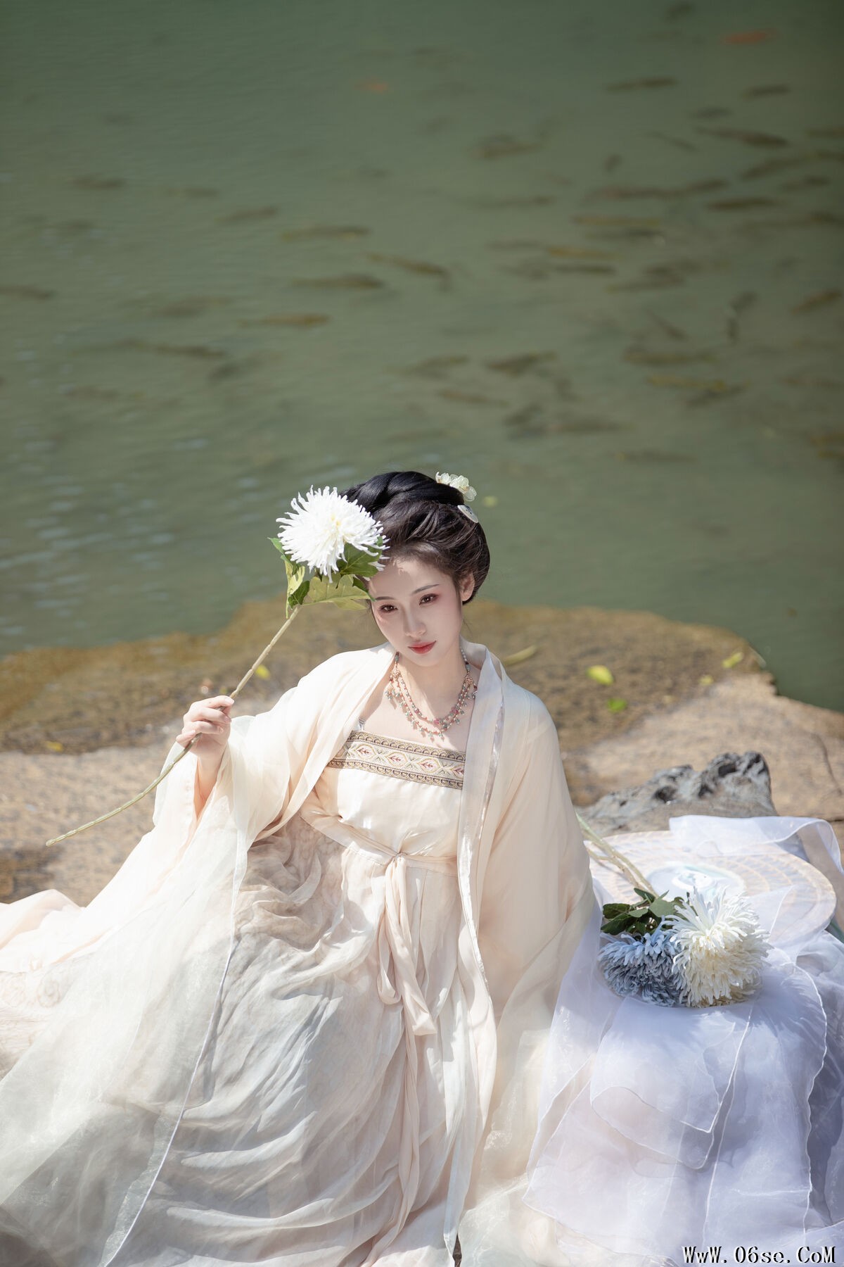 图片[12]-YiTuYu艺图语 Vol.7233 Wei Wei[28P]-六色网