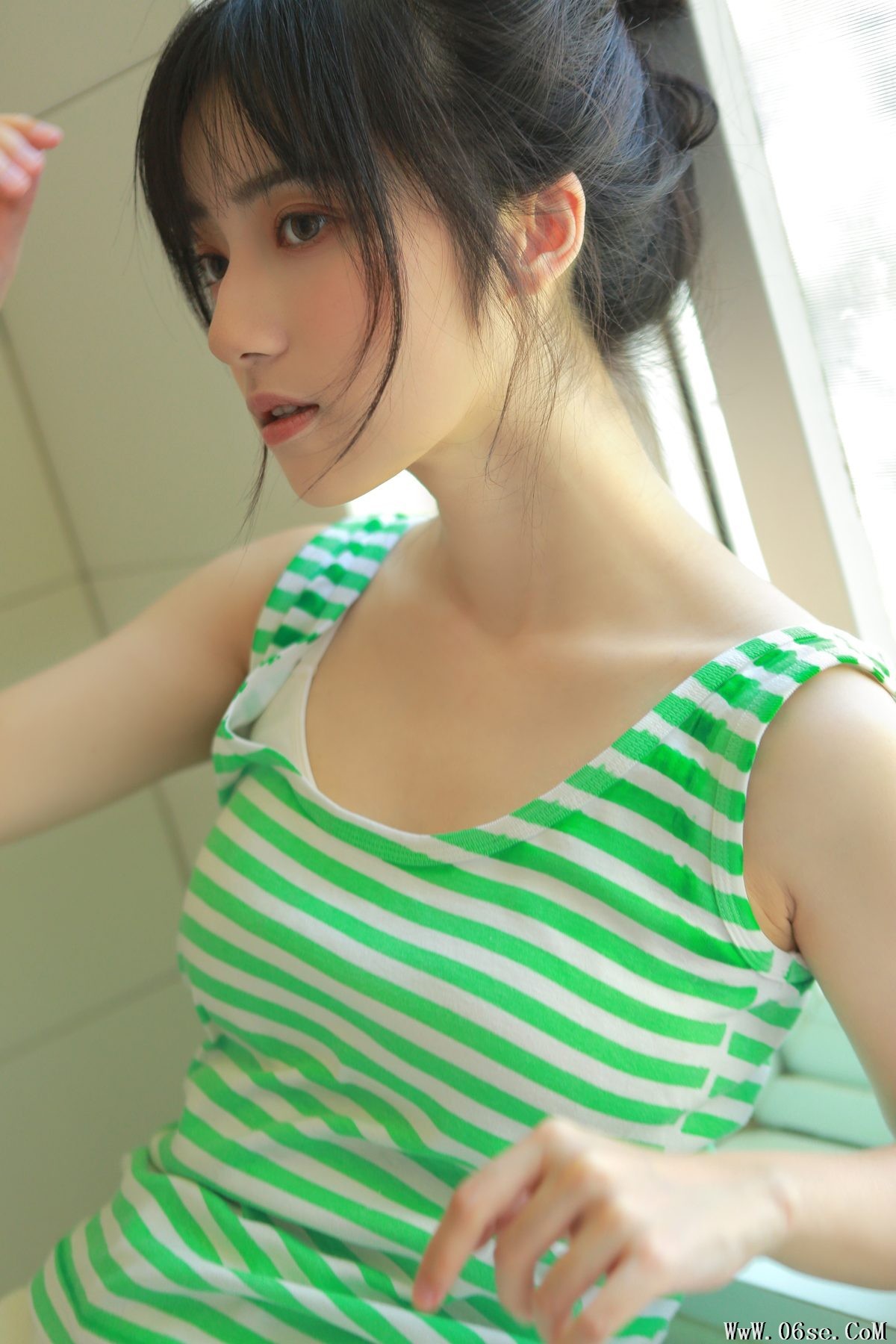 图片[15]-YiTuYu艺图语 Vol.3335 Xin Xin[24P]-六色网