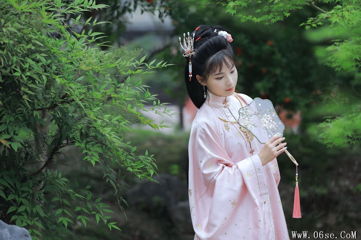 图片[22]-YiTuYu艺图语 Vol.7247 Jiu Niang Yuan Zi[26P]-六色网
