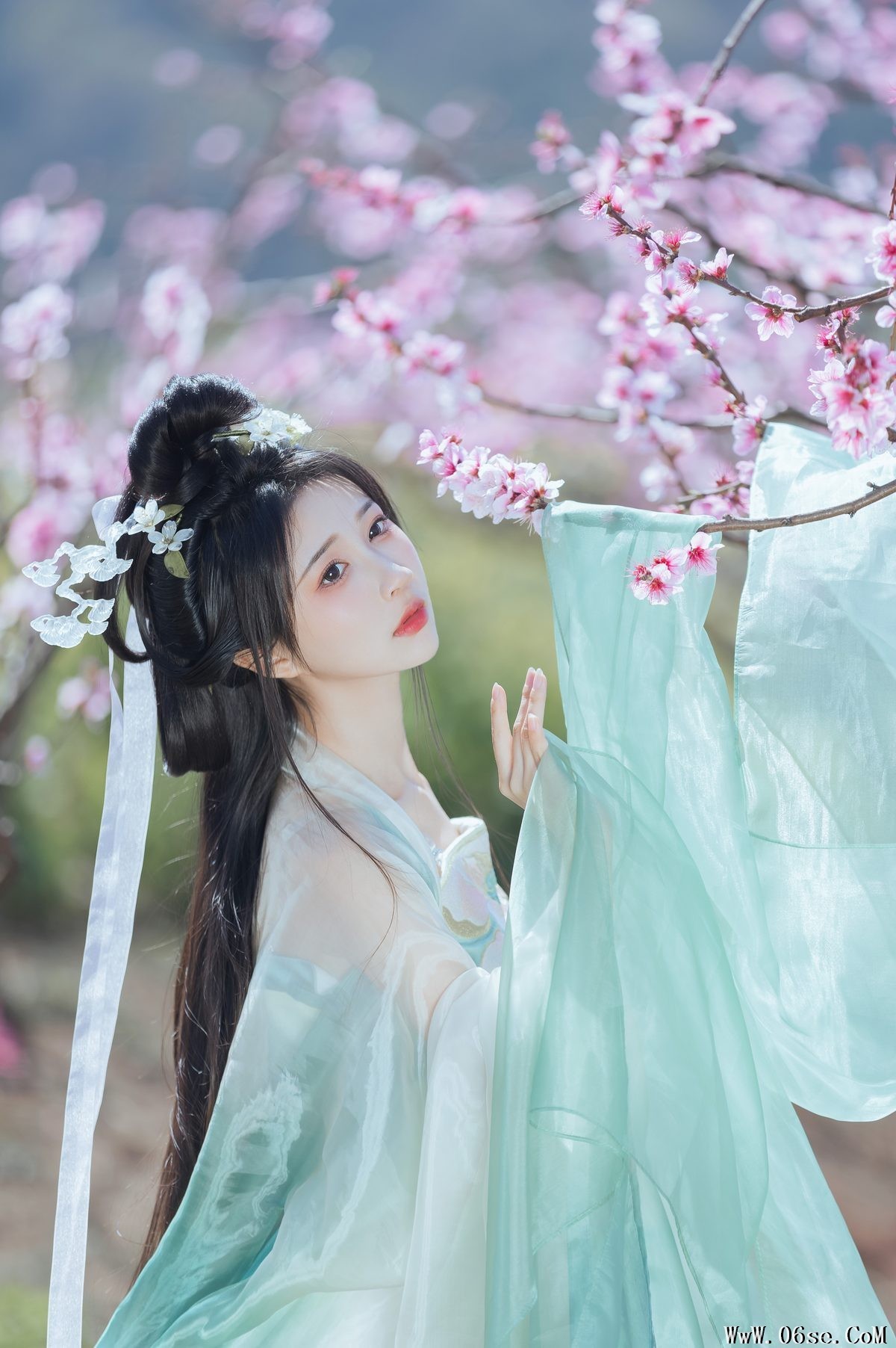 图片[24]-YiTuYu艺图语 Vol.4596 Qi Luo Sheng De Xiao Su Su[26P]-六色网