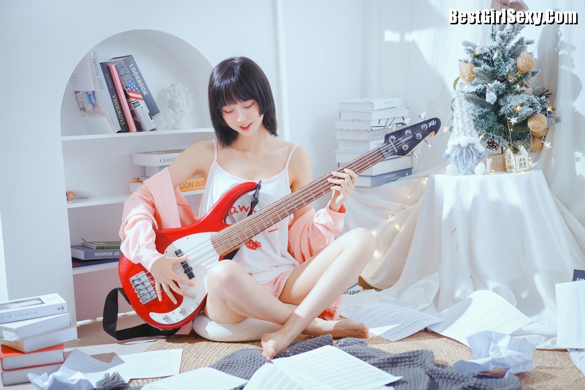图片[17]-YiTuYu艺图语 Vol.4020 Mu Mian Mian VWV[26P]-六色网