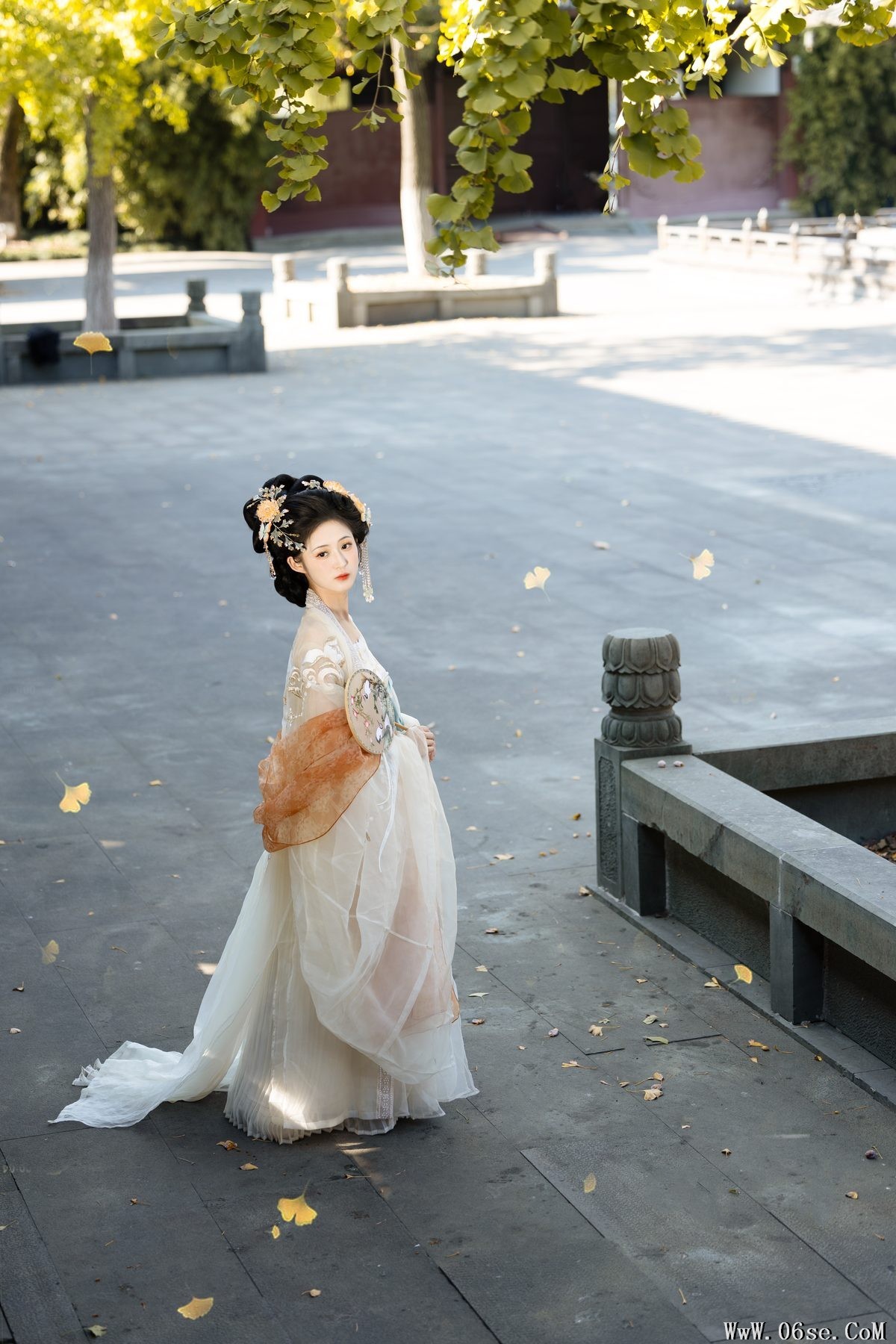 图片[18]-YiTuYu艺图语 Vol.6066 Yi Wan Da Yu Yuan[23P]-六色网