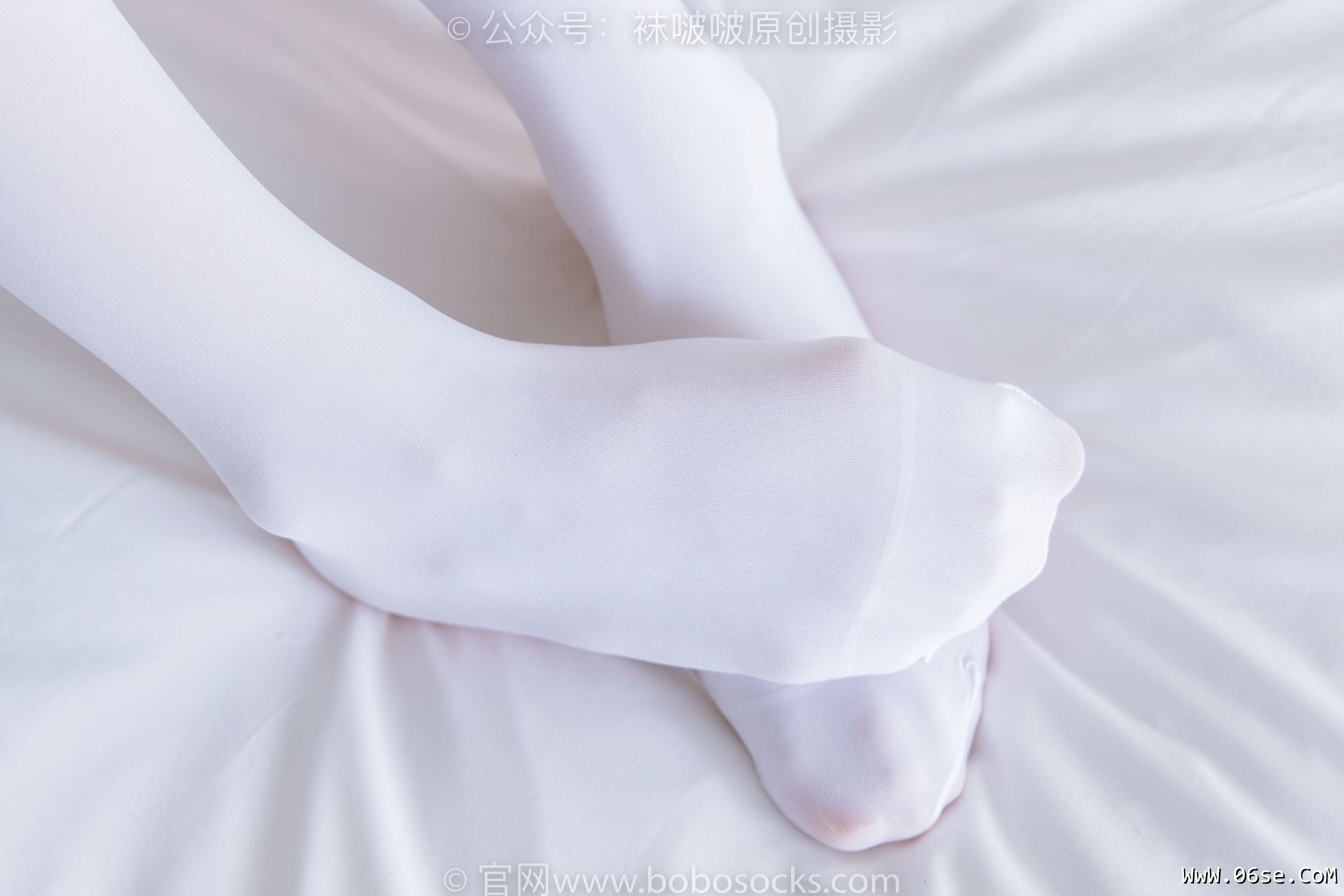 图片[114]-BoBoSocks袜啵啵 No.214 小沫 -黑色运动鞋、厚白丝[142P]-六色网