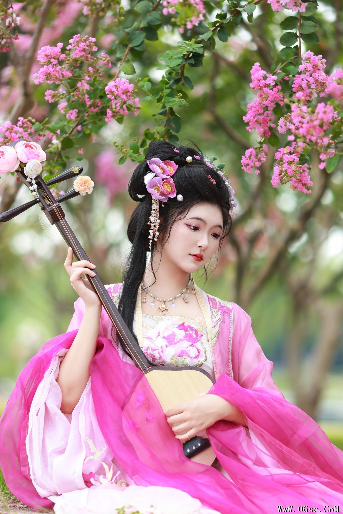 图片[24]-YiTuYu艺图语 Vol.5377 KaiLin Jiang[48P]-六色网