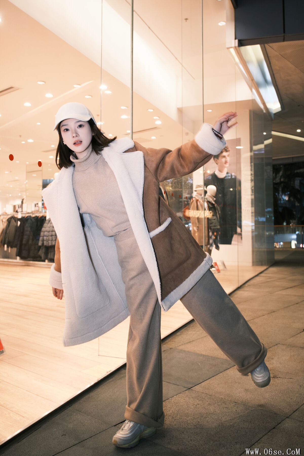 图片[24]-YiTuYu艺图语 Vol.6308 Xiao Bei[24P]-六色网