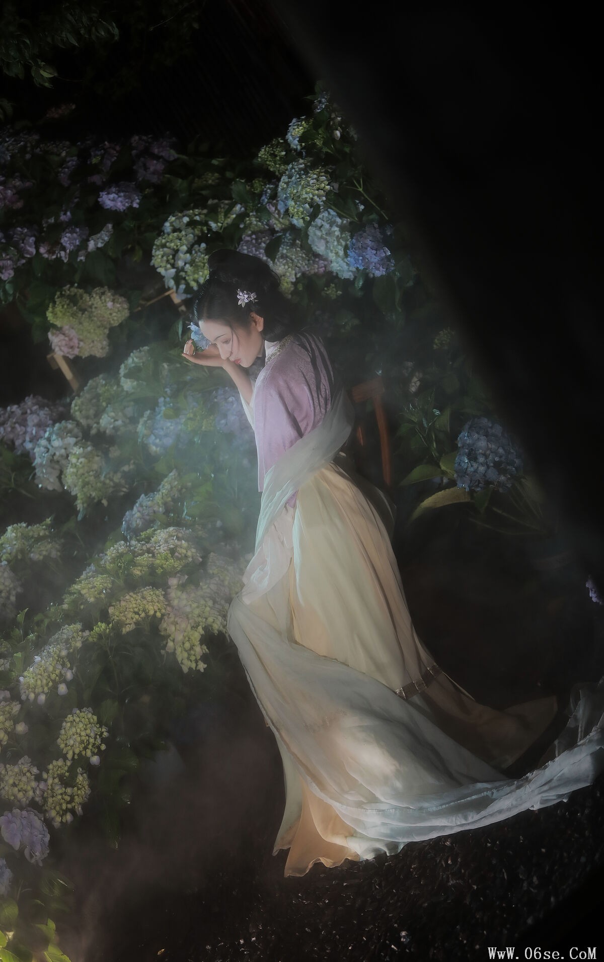 图片[11]-YiTuYu艺图语 Vol.7365 Yu Jin[21P]-六色网