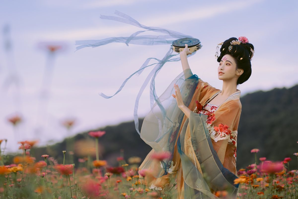 图片[20]-YiTuYu艺图语 Vol.5550 Mou Xiao Yao[45P]-六色网