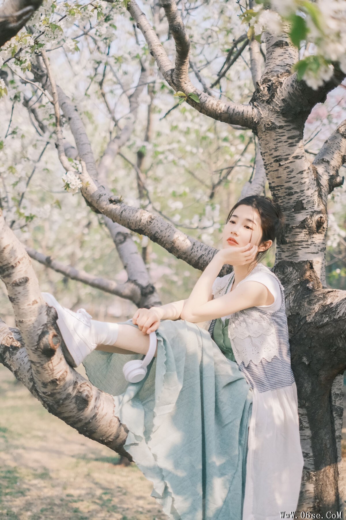 图片[16]-YiTuYu艺图语 Vol.7084 Fan Fan[28P]-六色网
